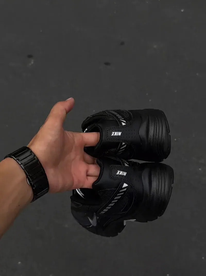 KTQ STORE ‧ Nike Initiator 復古黑銀 黑魂 黑武士 IB4595-001