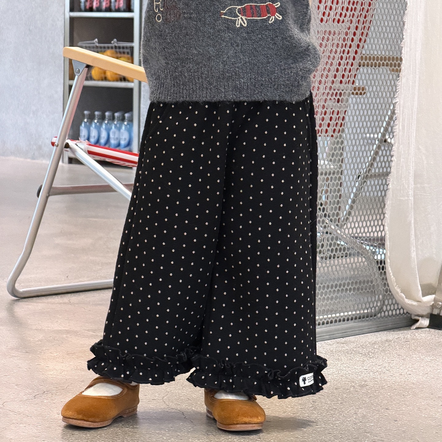 灰色刺繡小貓加厚上衣/灰色花邊加絨波點褲