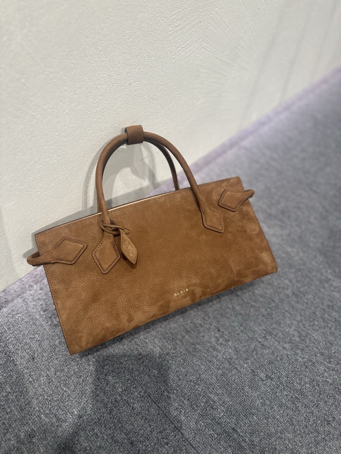 歐洲直送ALAIA 手提袋AA1S14033CA214-731 正貨