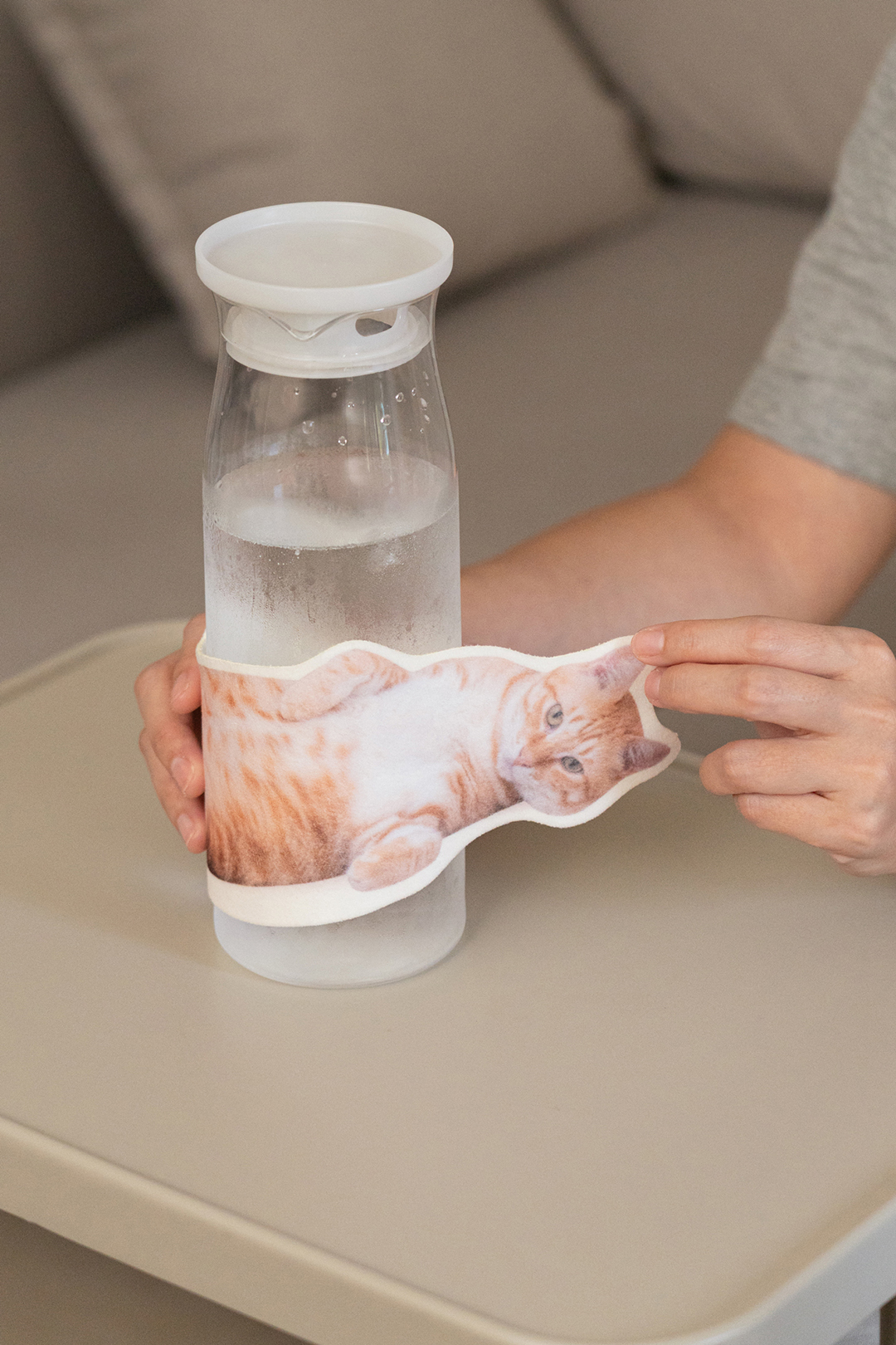 自黏杯套繞上吸水不滴水