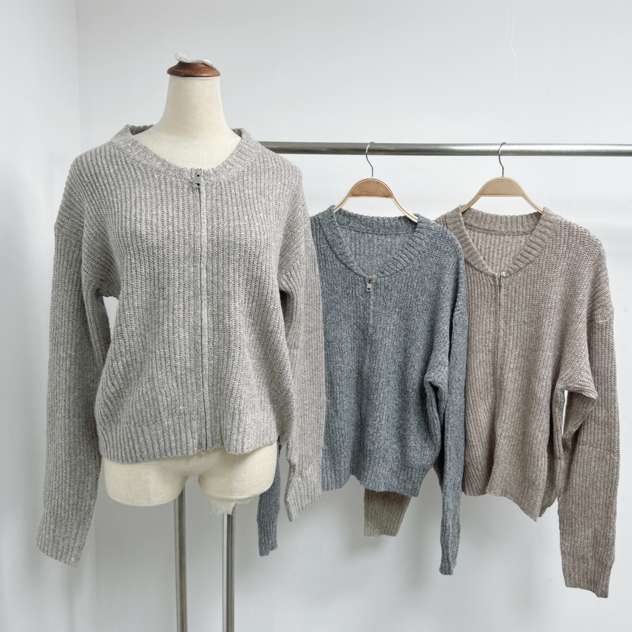 有分碼-拉鍊坑紋冷外套 (E147-E149)