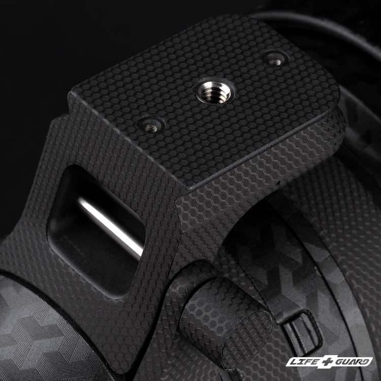 SIGMA 135mm F1.4 DG ART 質感特寫，LIFE+GUARD 箭影黑設計風格