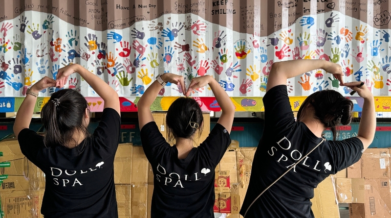 公益不止步，愛的旅程仍在延續  品牌方面強調，未來仍將持續關注社會議題，並將療癒力量投注於更多需要的地方。也鼓勵社會大眾一同響應公益，不論是捐贈物資、參與志工，或是透過分享資訊，一起讓世界變得更柔軟。