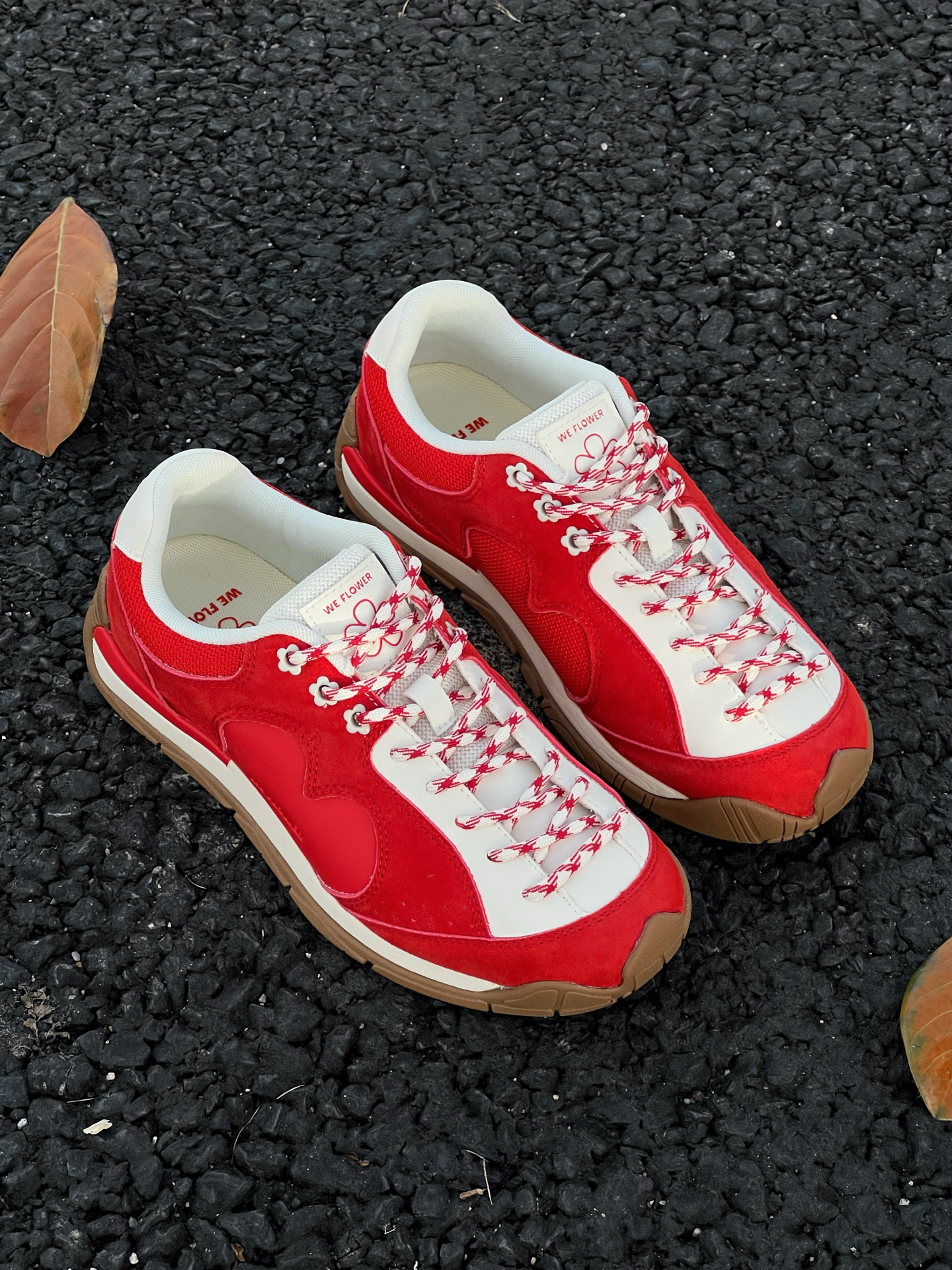 代購-WE FLOWER 小花鞋 增高 透氣防滑 復古休閒鞋 男女同款