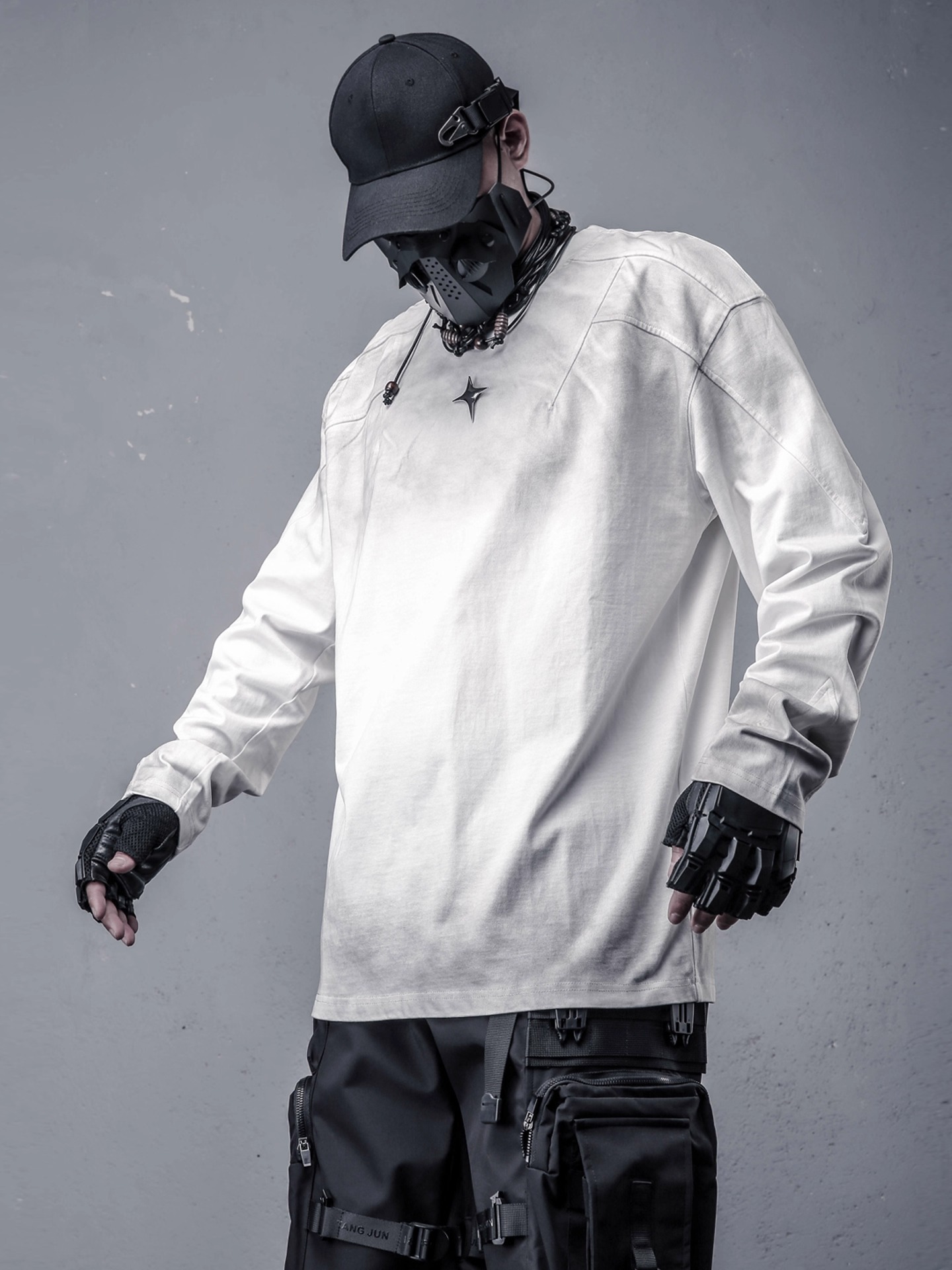 𝙏𝙀𝘾𝙃𝙒𝙀𝘼𝙍 沙丘廢土做舊拼接打底衫