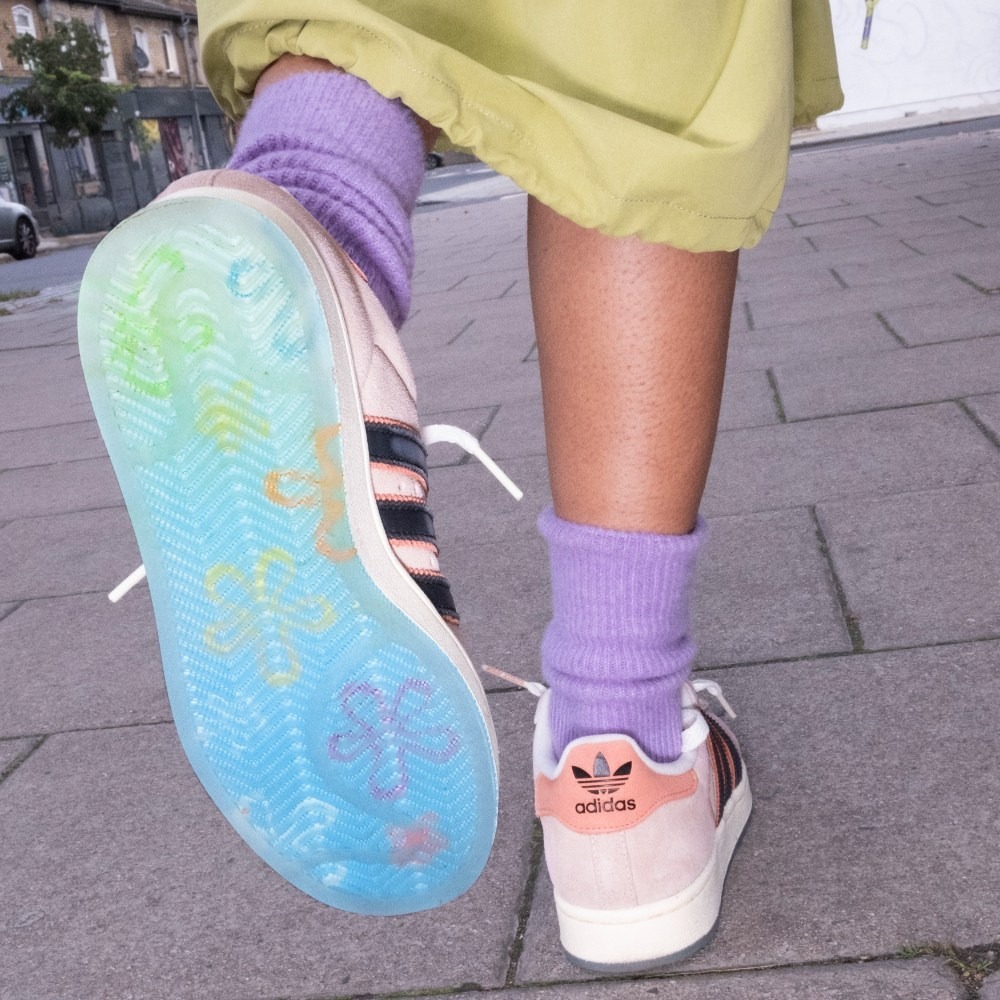 〈連線代購商品〉ADIDAS SUPERSTAR FREIZEIT X SPONGEBOB 聯名款 海綿寶寶 派大星 麂皮 休閒鞋【JQ6778】