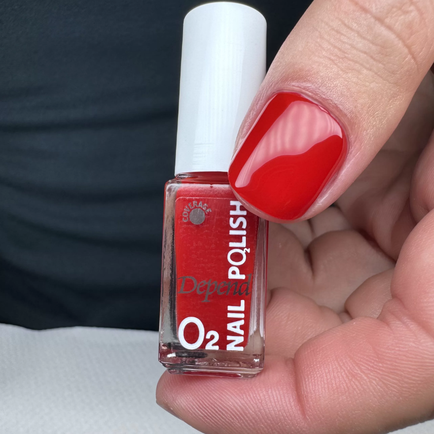 O2 甲油 824（不透明）