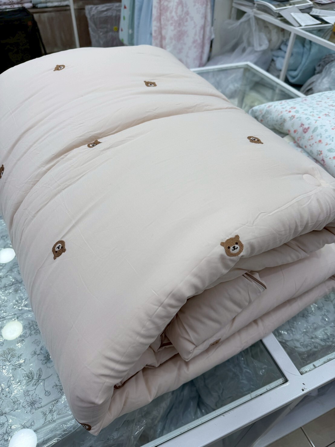 D85厚款刺繡小熊四季被