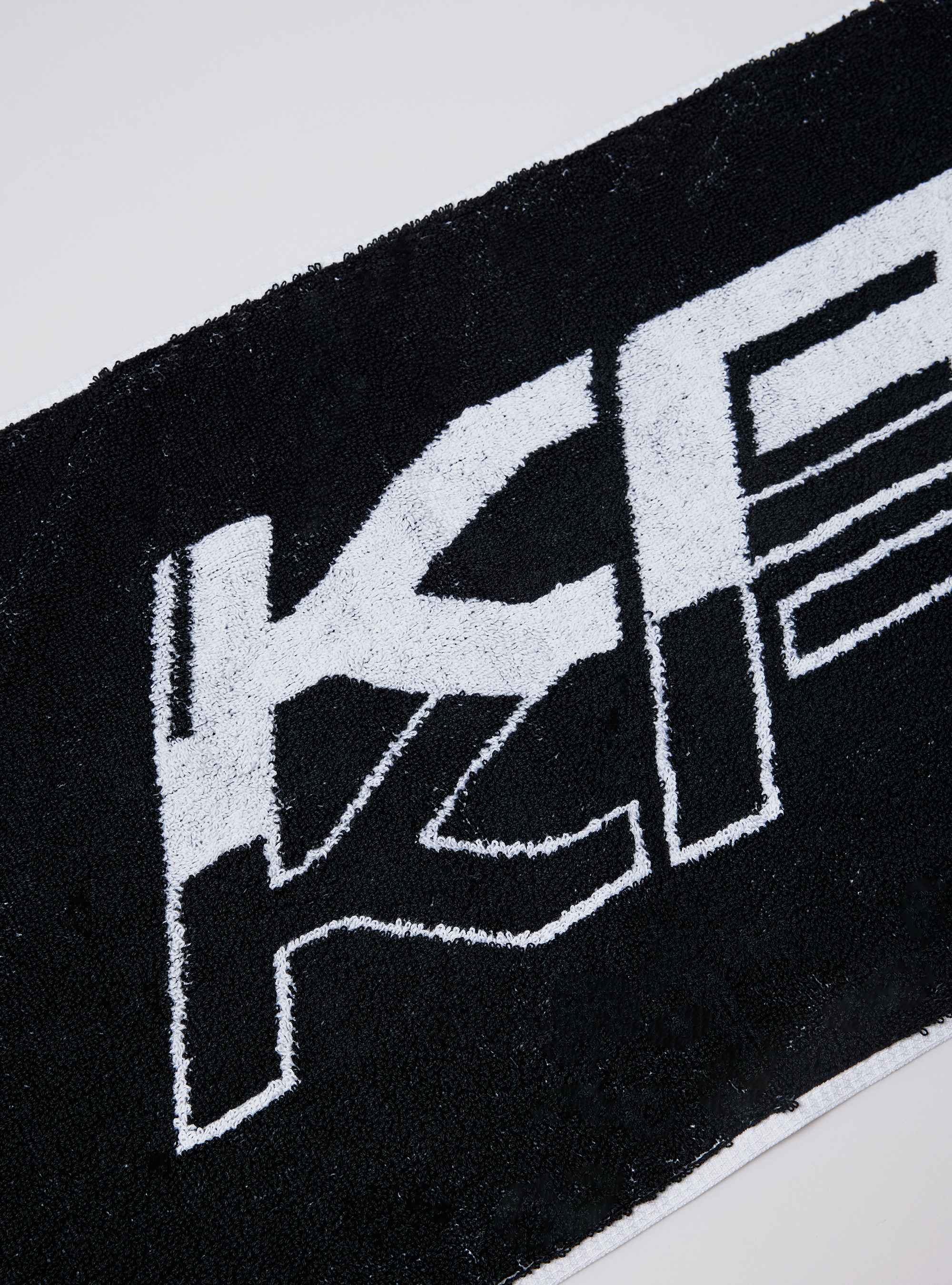 純棉運動長毛巾(黑色文字款)