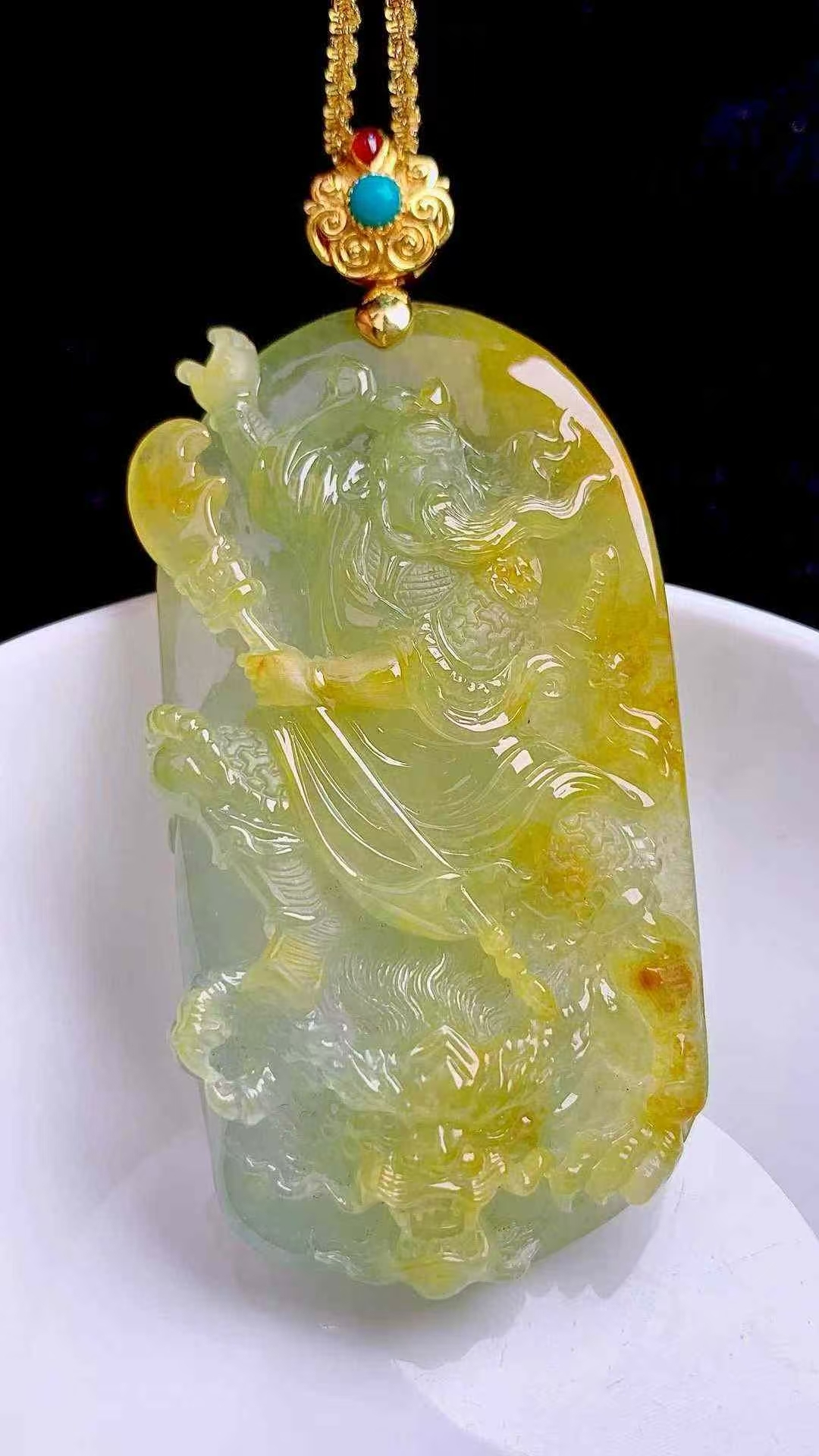 11264028 翡翠高冰黃翡關公