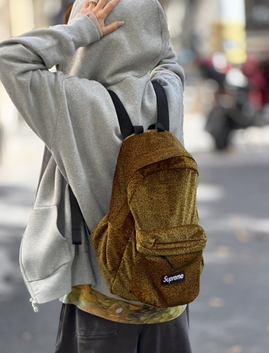 Supreme 25FW VELVET  BAG 豹紋 天鵝絨 絲絨 郵差包 側背包 後背包