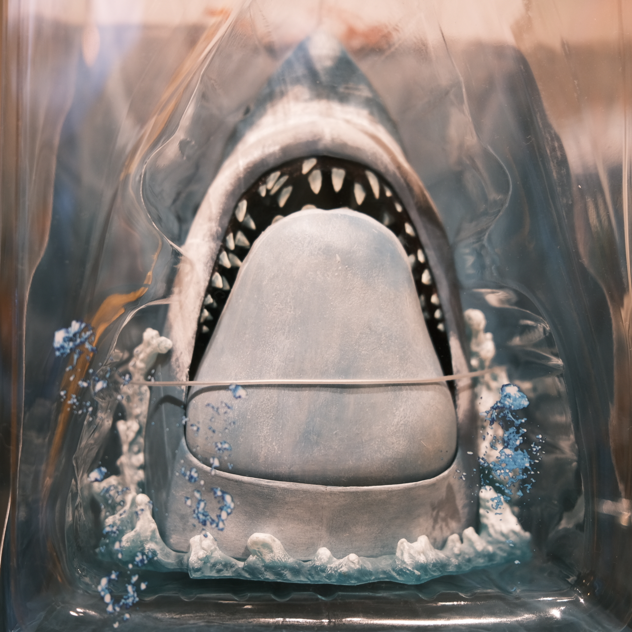 NECA 大白鯊JAWS 50週年海報系列實體版玩具