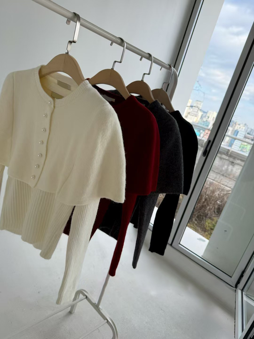 圓領排釦短版斗篷罩衫+長袖上衣SET / 4色