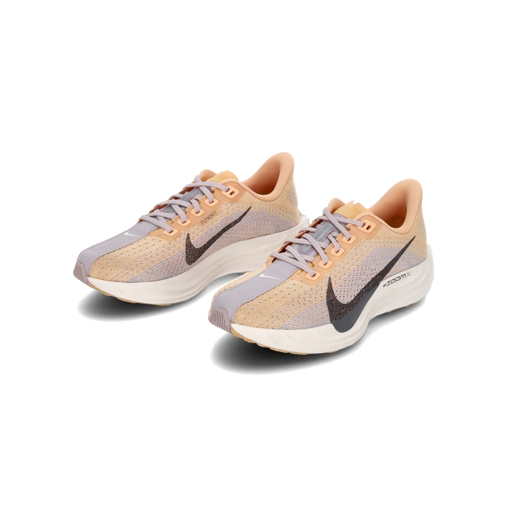 Nike Pegasus Plus 女鞋 珊瑚橘色 小飛馬 回彈 緩震 路跑 運動 慢跑鞋 FQ7261-702