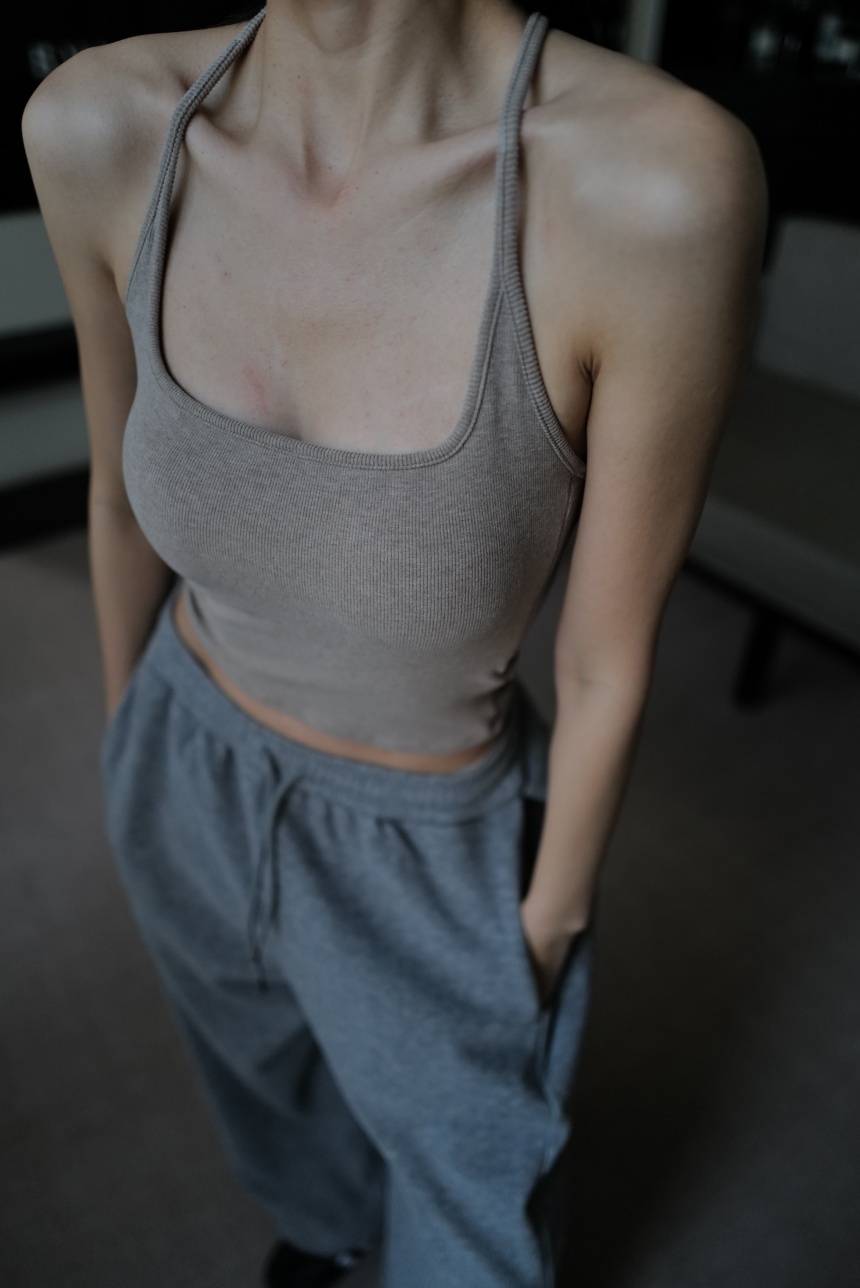 附胸墊工字大方領磨毛背心*5色