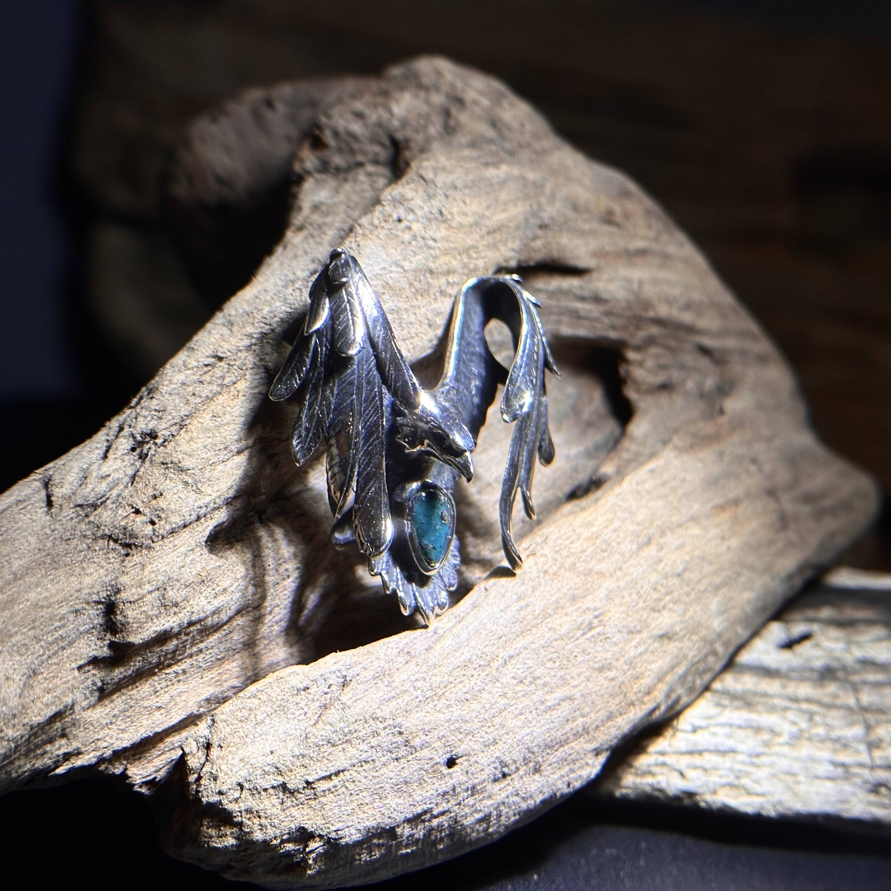 *Black Venom Jewelry- Freedom & Prayer 3cm 純銀正面攻擊鷹鑲morenci II松石