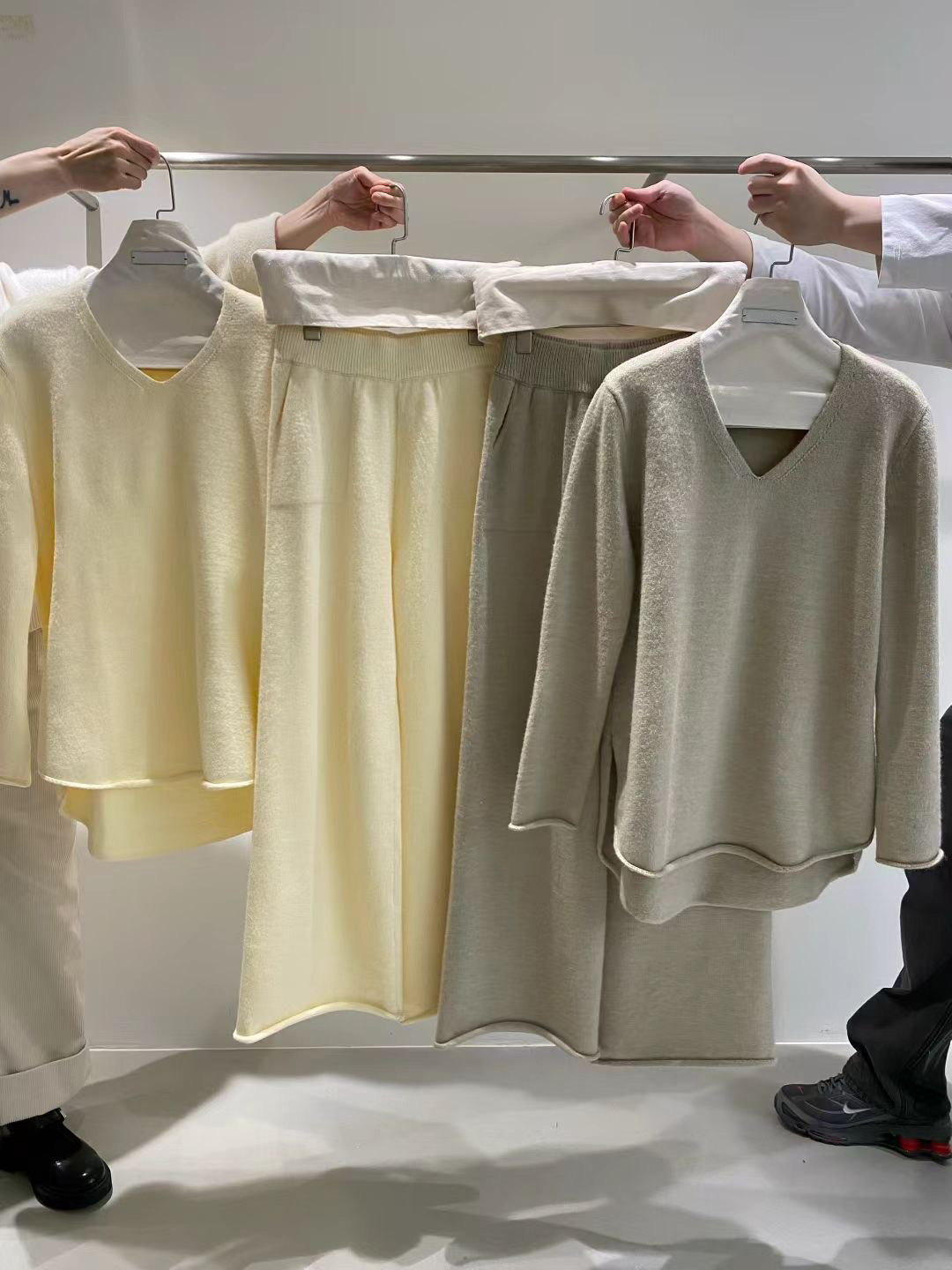 前短後長V領羊毛針織上衣+長褲SET / 2色