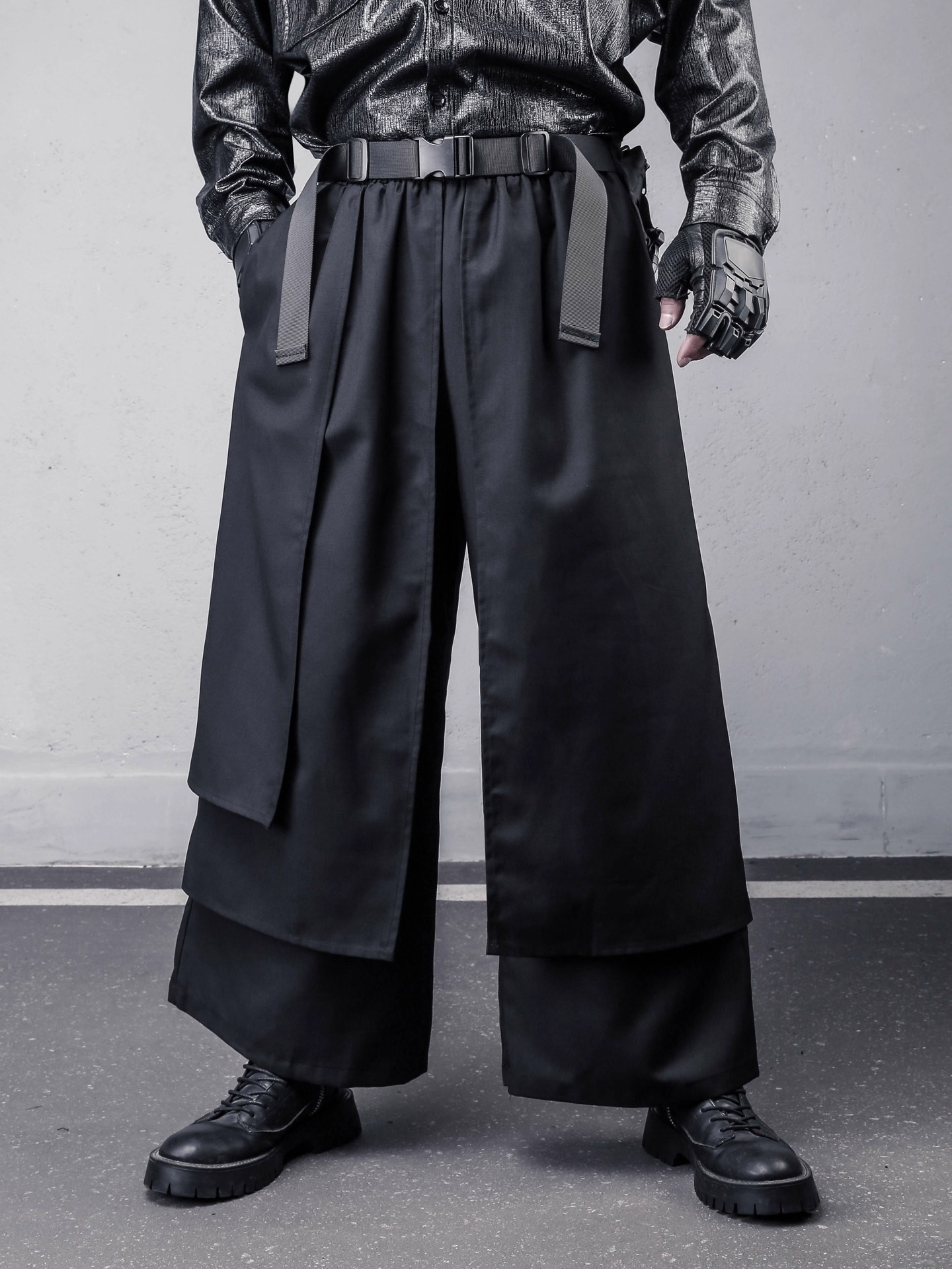 𝙏𝙀𝘾𝙃𝙒𝙀𝘼𝙍 多層次解構假兩件武士褲