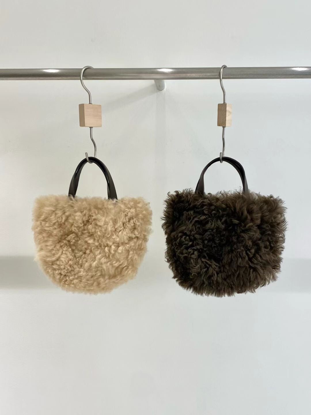 可愛泰迪QQ毛黑色提把托特包 / 2色