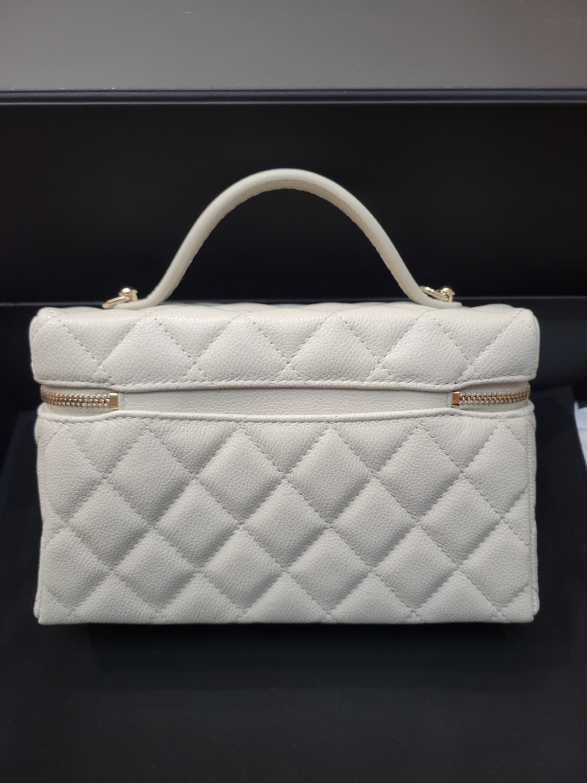 CHANEL AP4385 19CM GREY CAVIAR 淺灰