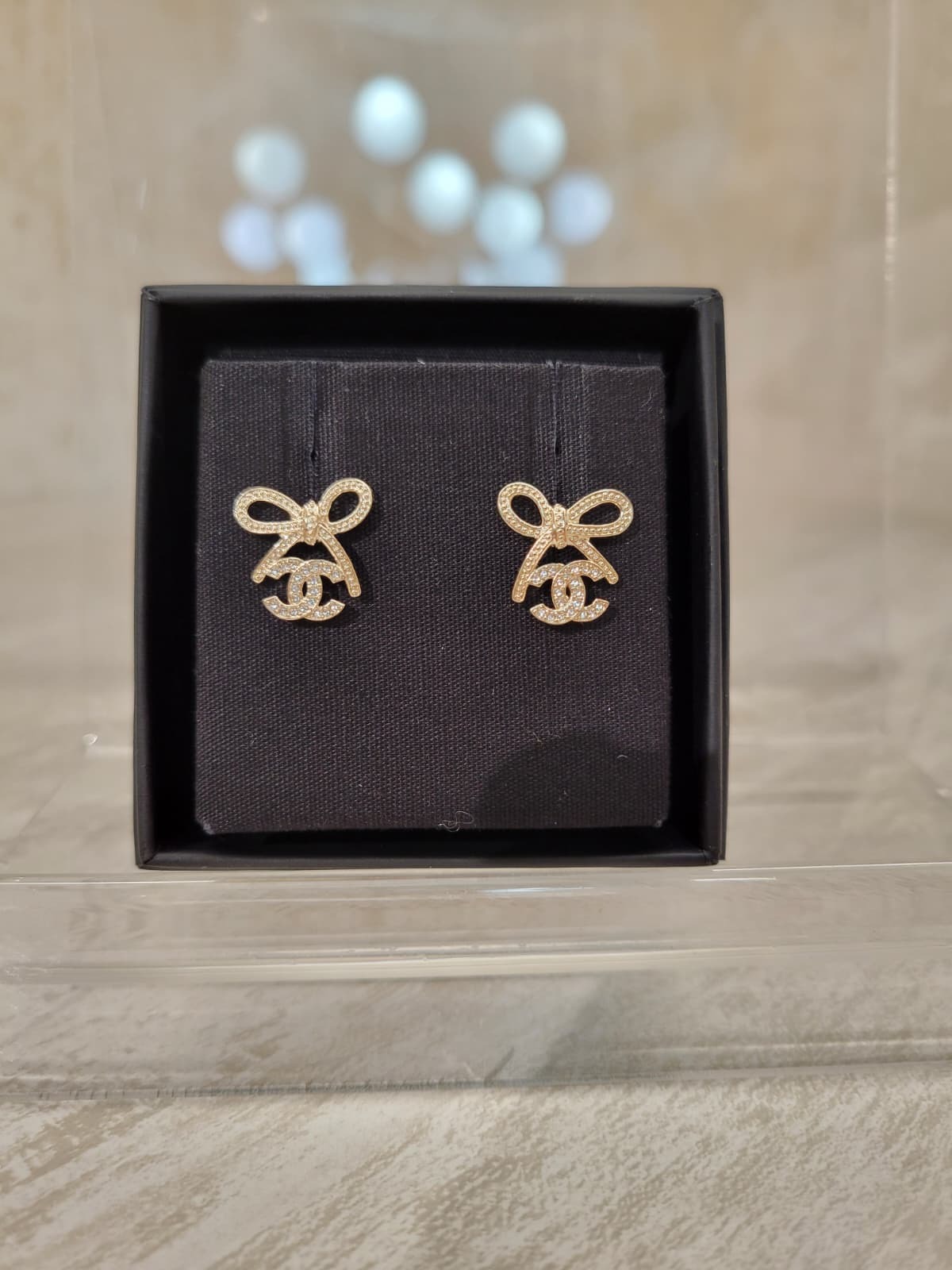 CHANEL ABG601 EARRINGS LIGHT GOLD BOW 1.5 CC 0.8CM 淡金 耳環 蝴蝶結拼CC LOGO