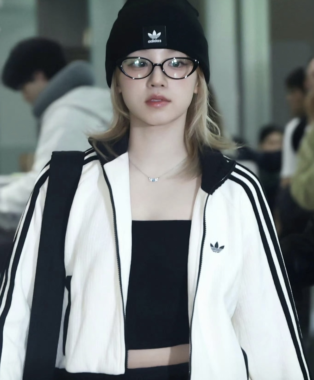 Adidas Originals 短版絲絨立領外套(2colors)