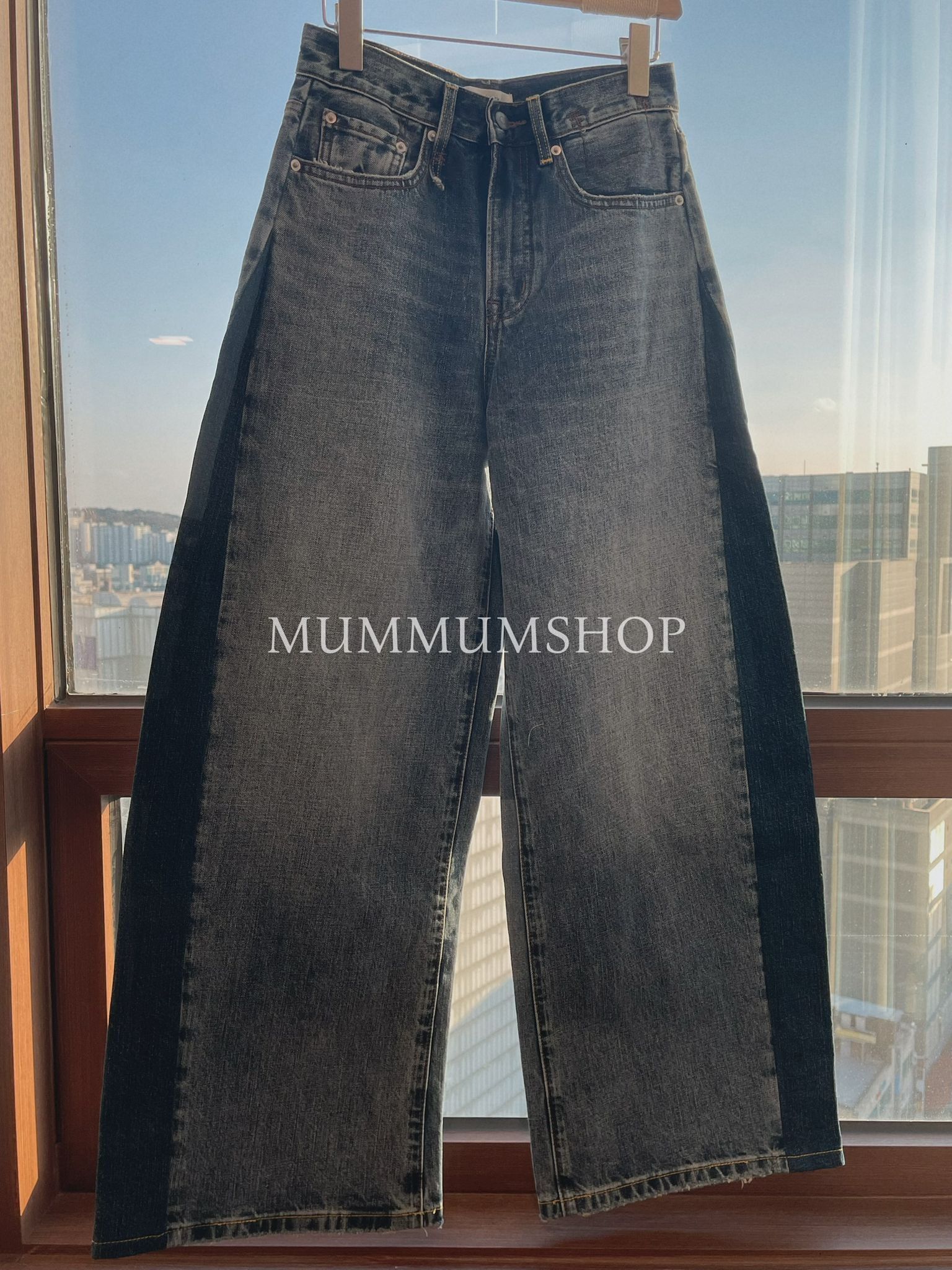 03629a/兩色拼接款寬腳牛仔褲M/30W'38H'42L' L/32W'40H'42L' XL/34W'42H'42L' XXL/36W'44H'42L'