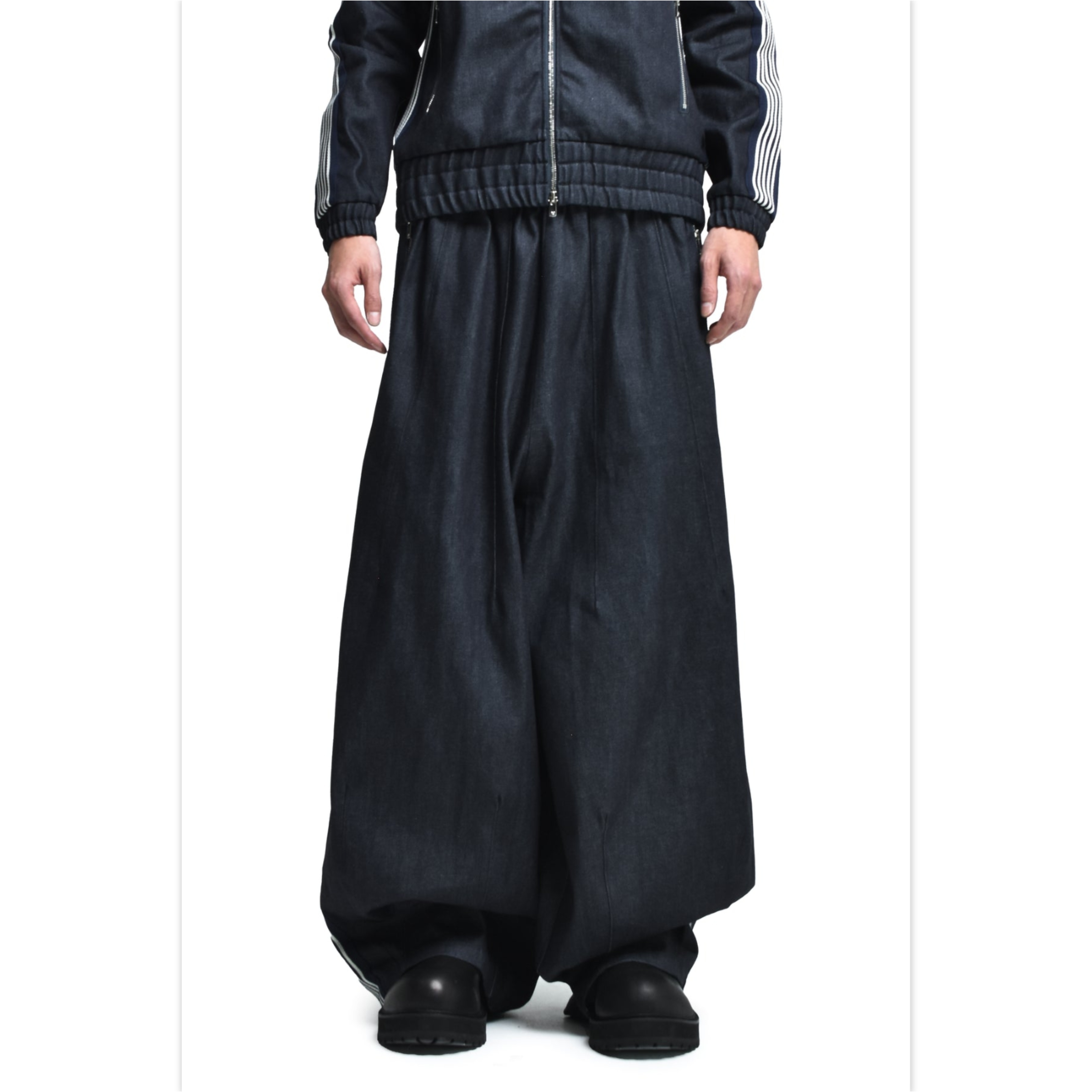 2025AW NEEDLES NUBIAN HD TRACK PANT DENIM 11oz (EXCLUSIVE) 聯名 丹寧 長褲 寬褲 牛仔褲 現貨 RW1648