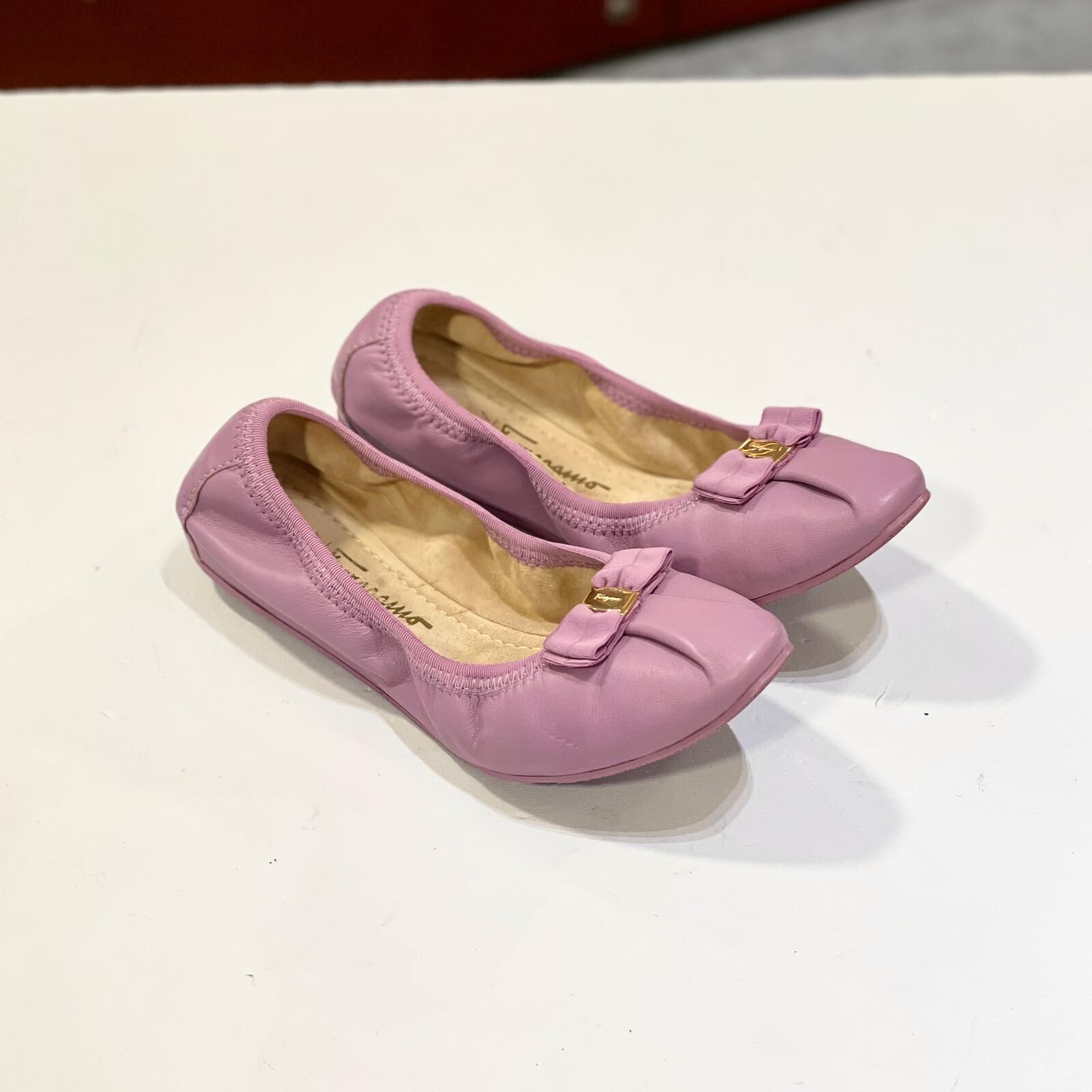 只有35碼~全球最抵!!! 全新FERRAGAMO FLAT SHOES 薰衣草紫小牛皮配蝴蝶結, 菲拉格慕 芭蕾舞鞋 #BRAND NEW #香榭站正品