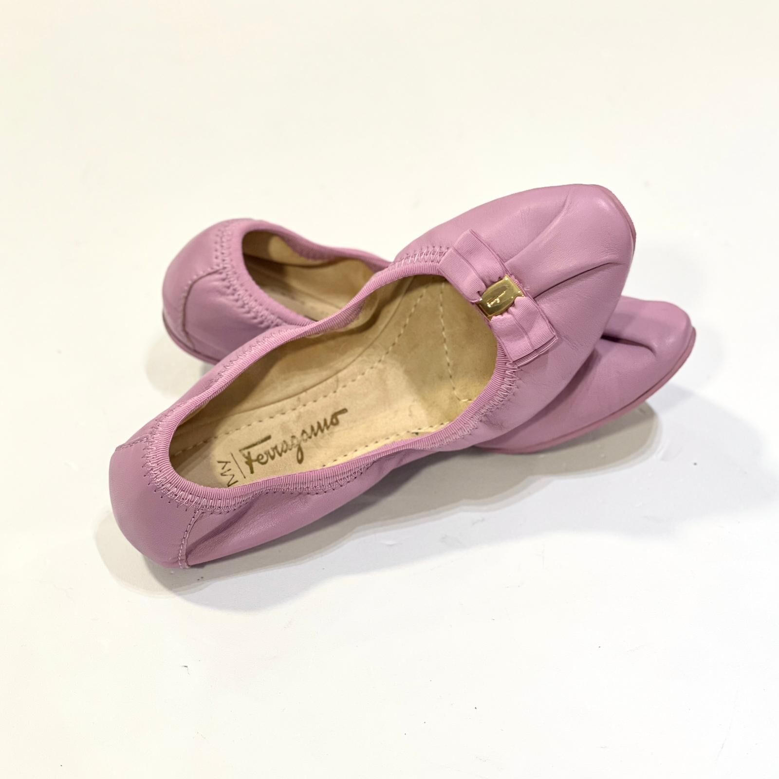 只有35碼~全球最抵!!! 全新FERRAGAMO FLAT SHOES 薰衣草紫小牛皮配蝴蝶結, 菲拉格慕 芭蕾舞鞋 #BRAND NEW #香榭站正品