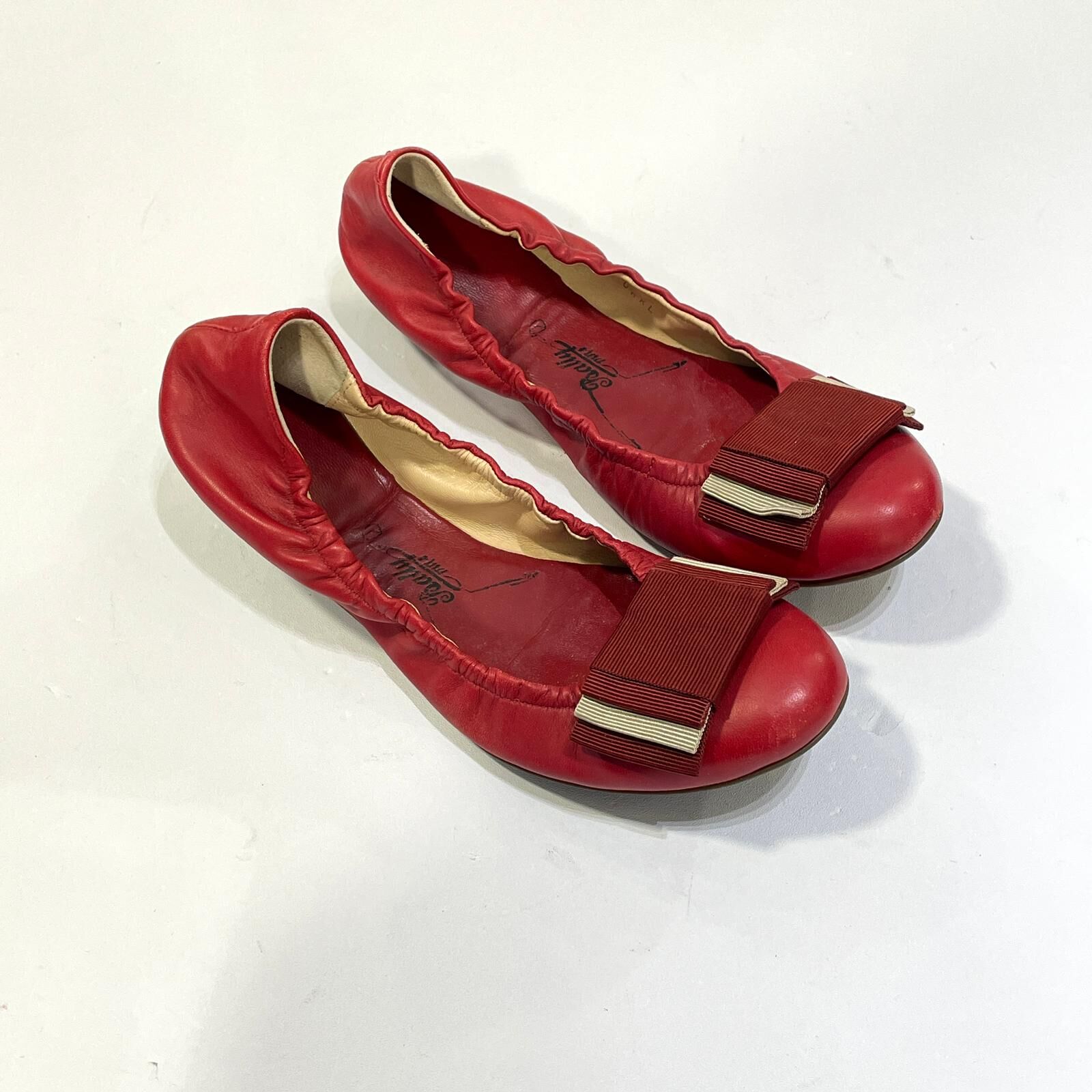 只有35碼~超級筍價!!!!!!95%NEW二手BALLY芭蕾舞鞋 紅色小羊皮配紅白編織蝴蝶結#香榭站正品