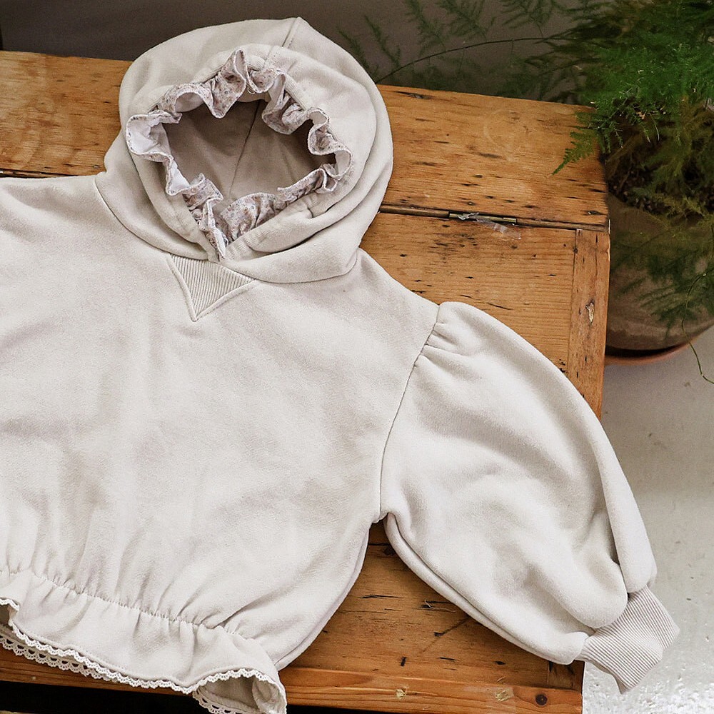 【現貨】140 FLO 米色蕾絲邊連帽上衣