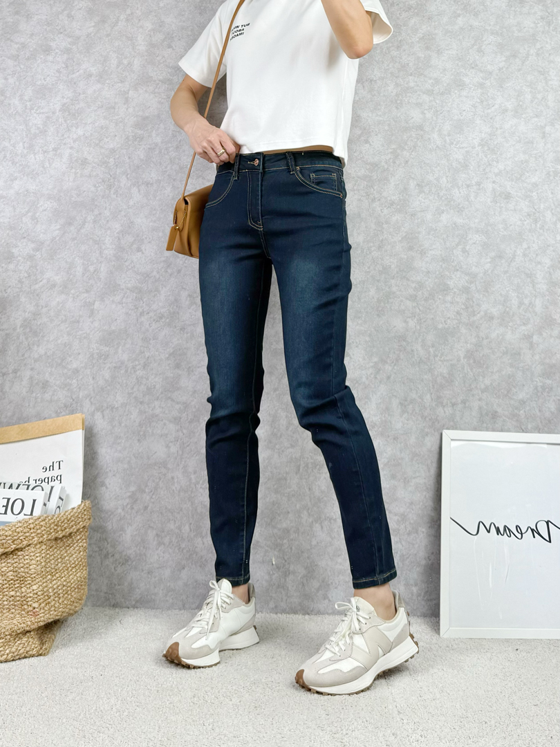 版型集中修飾腿線★超彈深色丹寧收腳褲