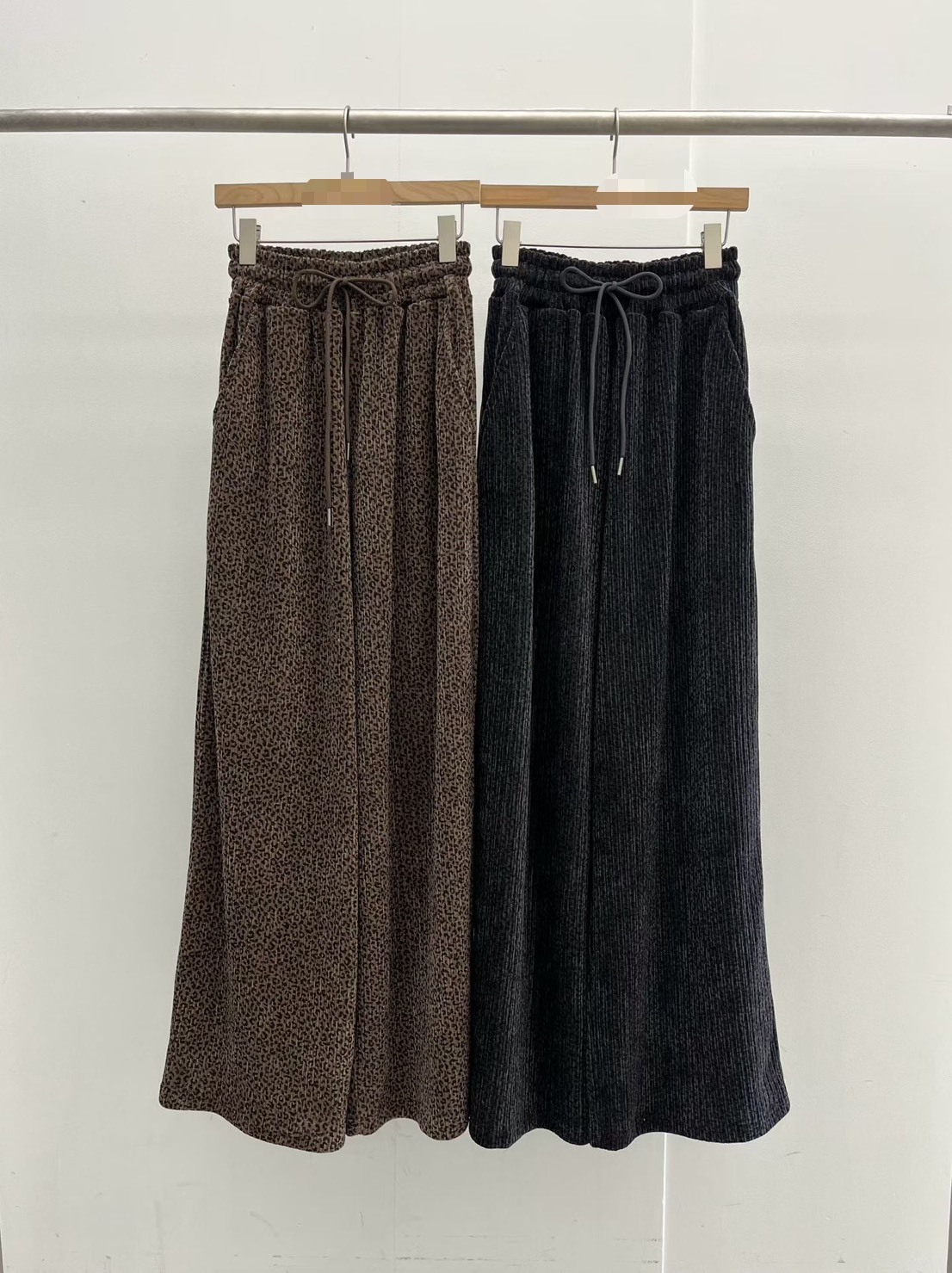 小豹紋百褶長褲