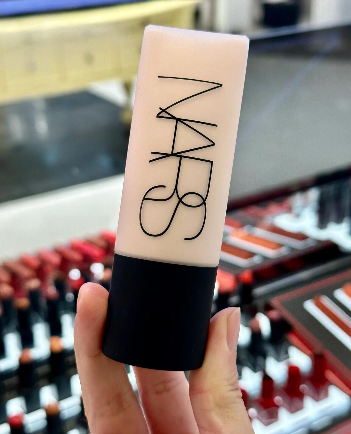 【預購】Q120206 NARS 柔霧全效粉底液 (mont blanc light 2)