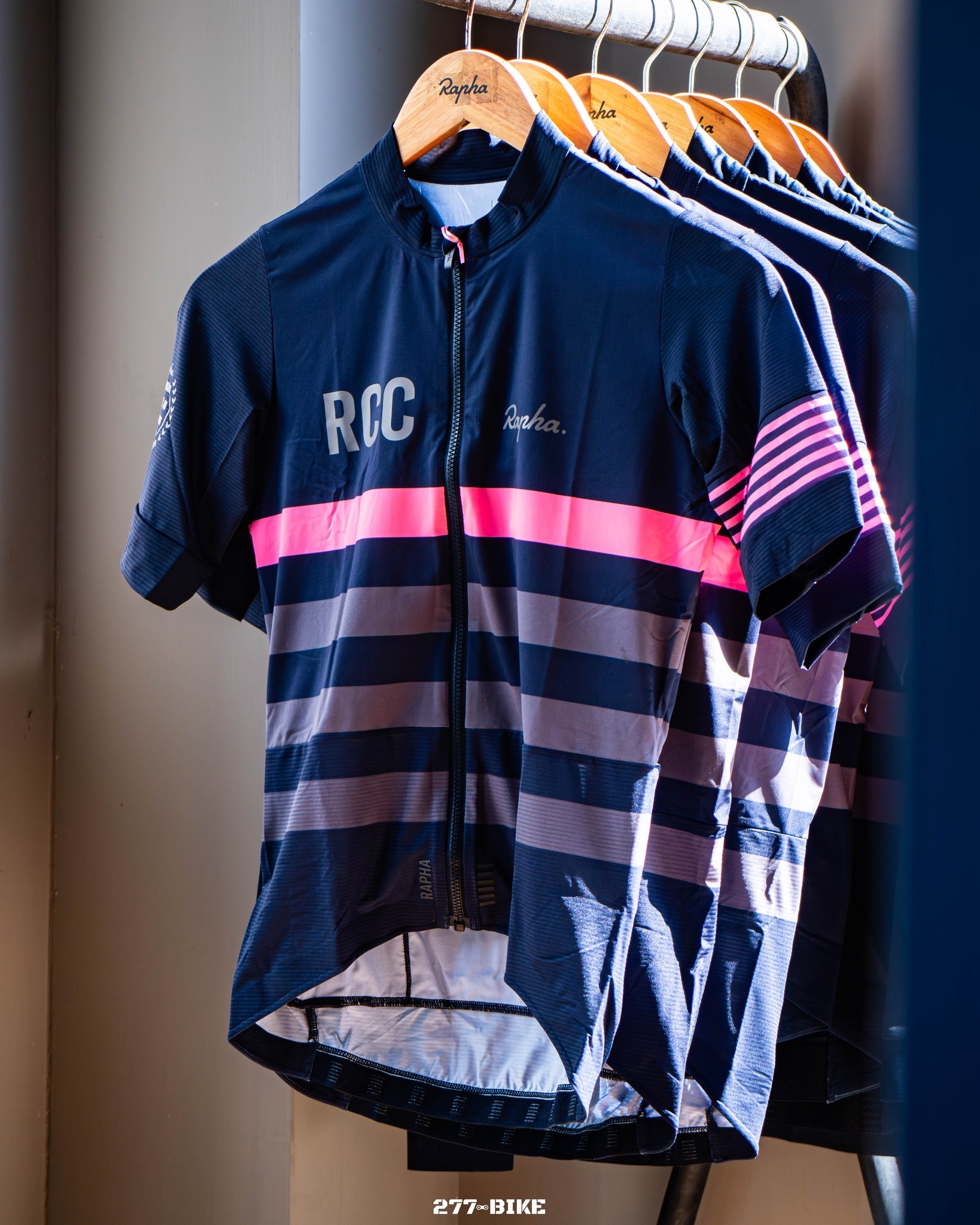 【Rapha 】車衣 PRO TEAM JERSEY RCC 會員版  女款