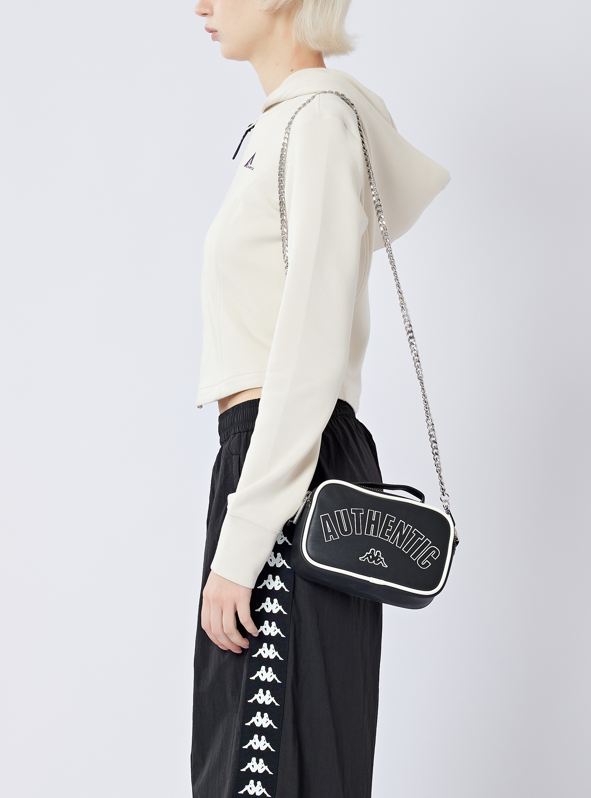 金屬鏈條小方包 (黑色）