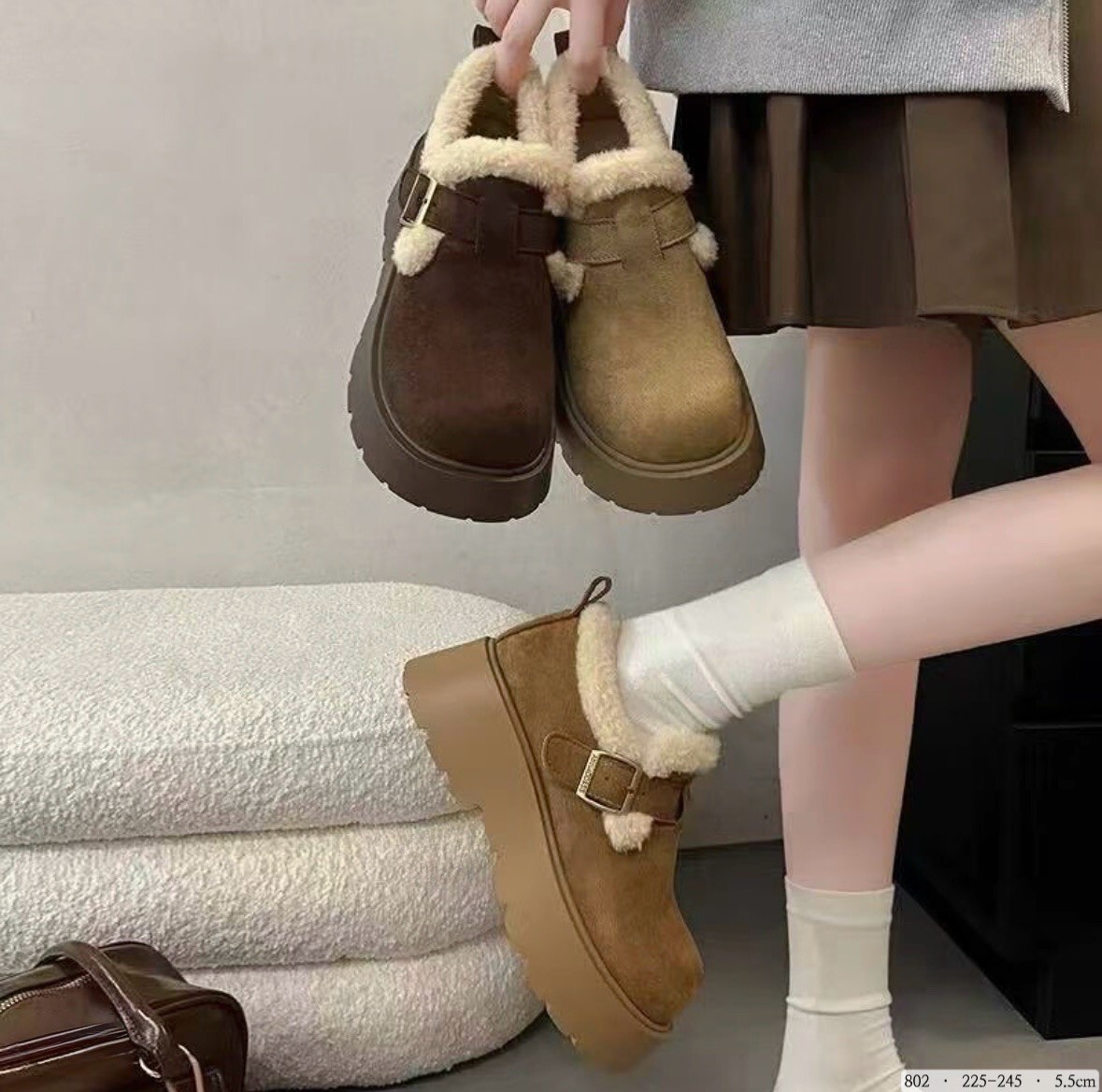 802 韓國霧感奶絨扣環厚底鞋