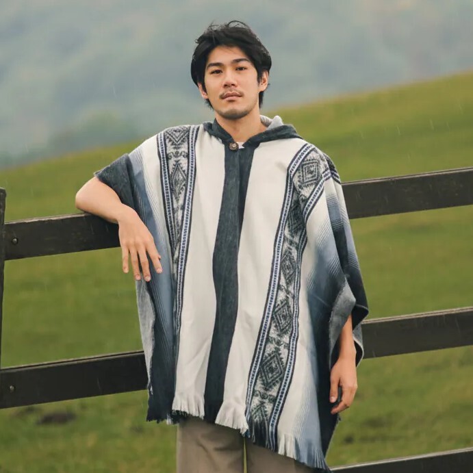 安地斯羊駝斗篷｜Baby alpaca – 山城雲霧｜厄瓜多