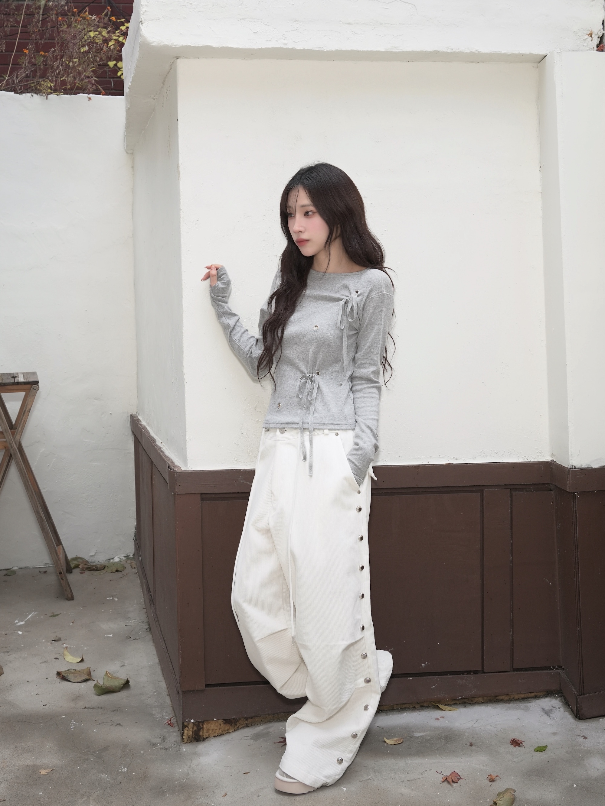 不對稱綁帶設計感上衣