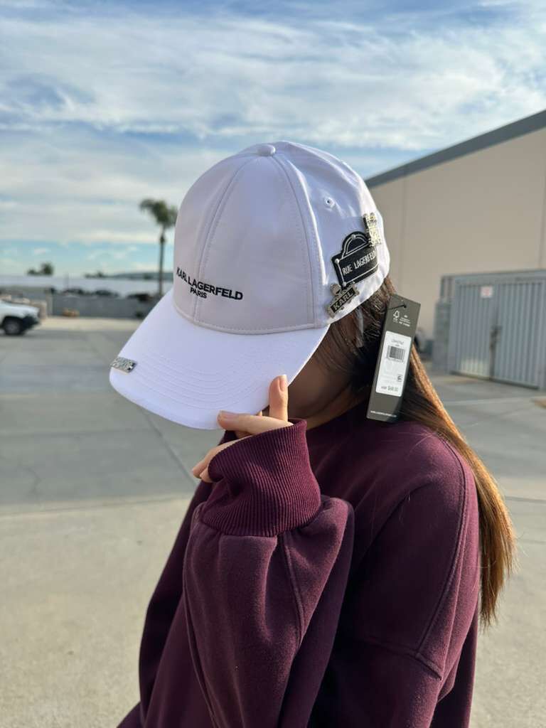【預購】Karl Lagerfeld Paris K120301 棒球帽 (白色)