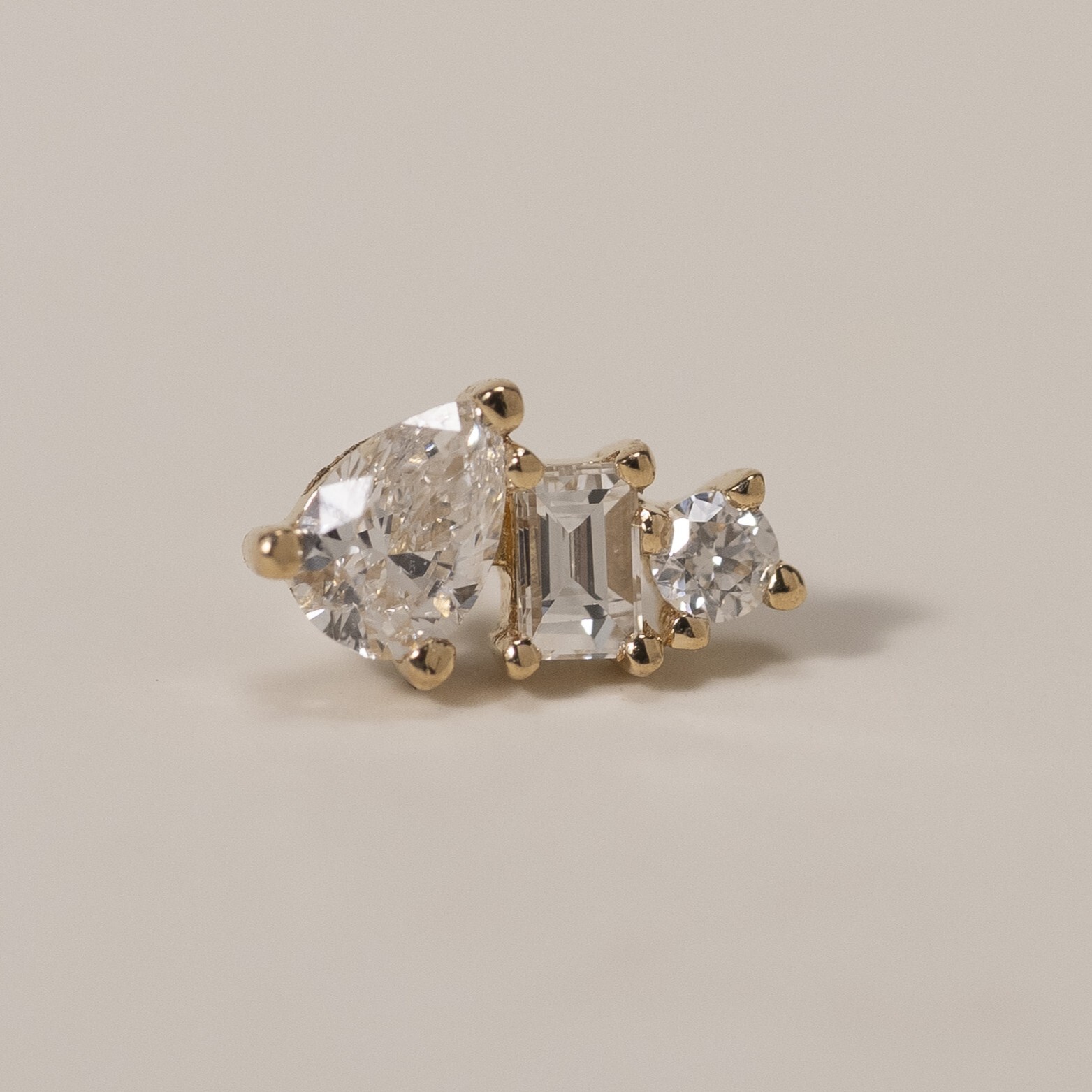 18K TriGlow Single Pc Diamond Earring