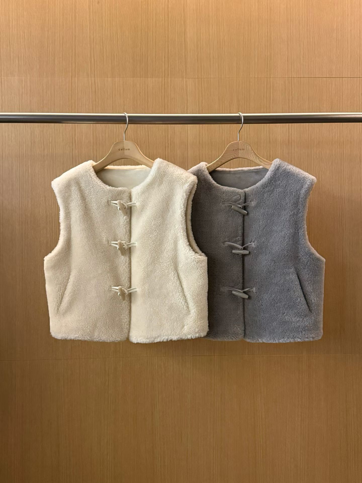 CU2505 Arc Mustang Vest