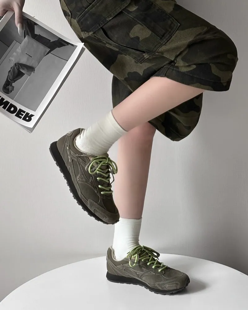 代購-美津濃Mizuno LG 60S 2K 復古 麂皮 德訓鞋 男女同款 橄欖綠 D1GH242106