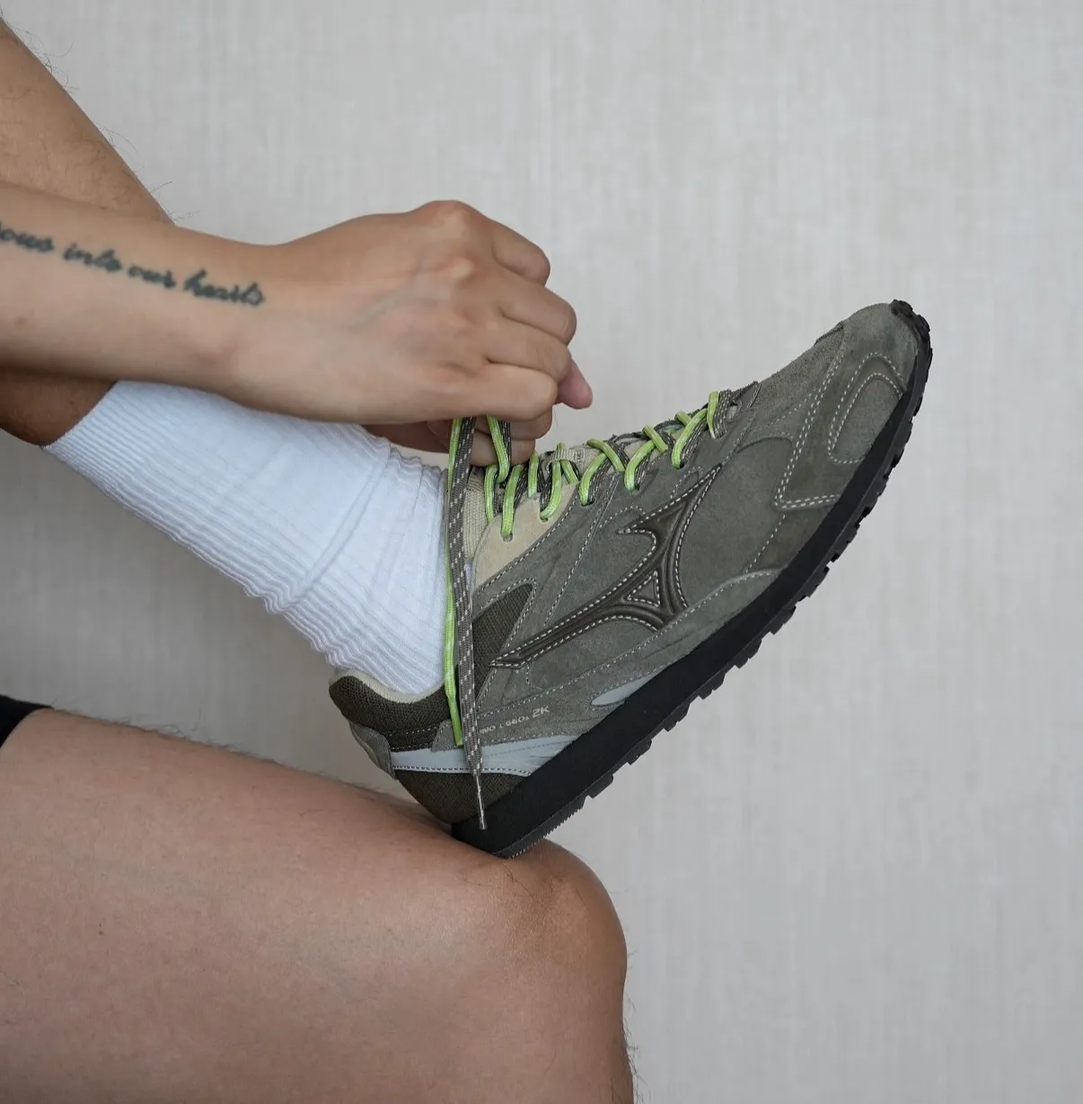 代購-美津濃Mizuno LG 60S 2K 復古 麂皮 德訓鞋 男女同款 橄欖綠 D1GH242106