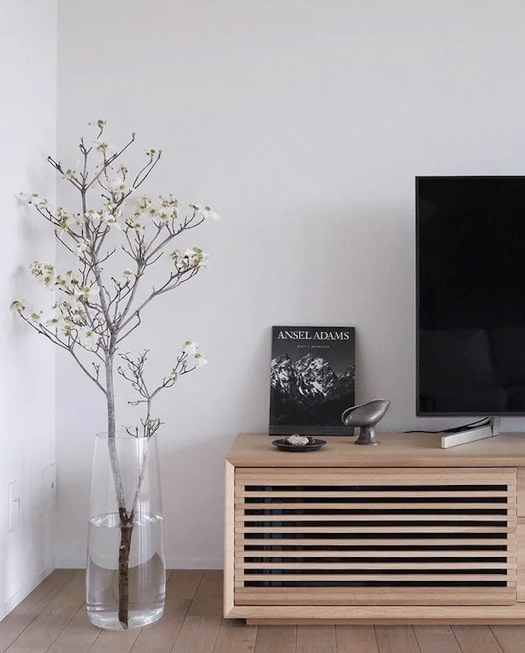 QU70 電視櫃 (W177)