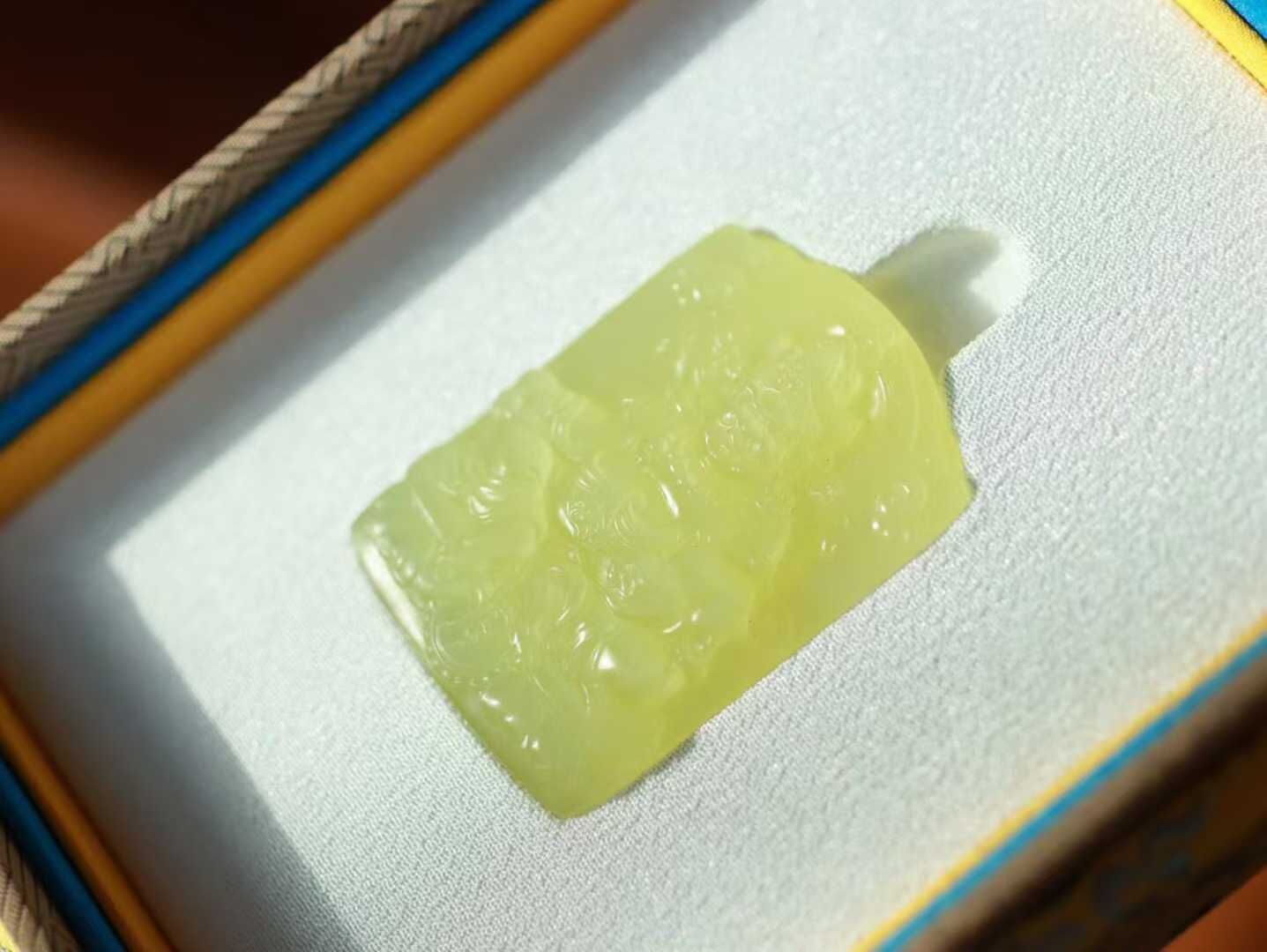 和田玉黃財神,天然和田玉軟玉