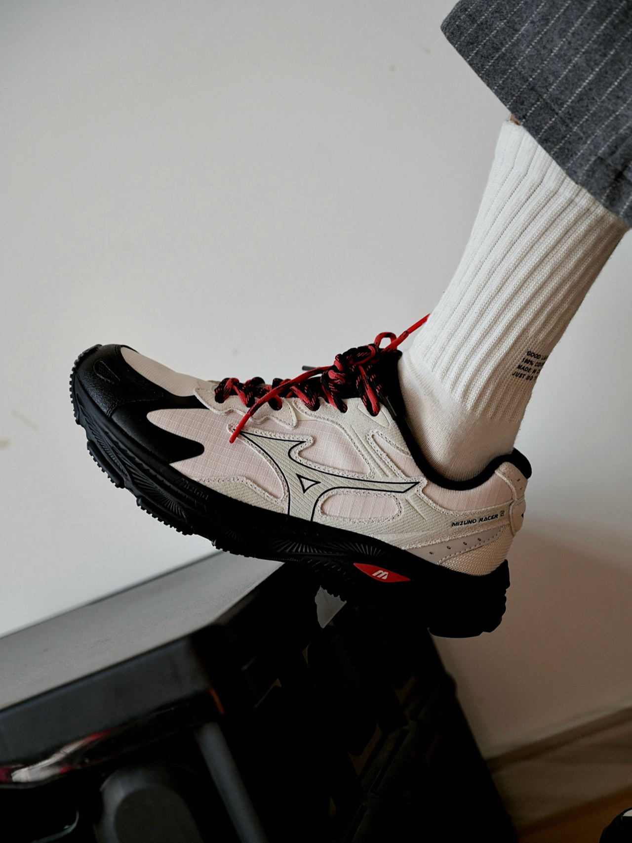 代購-MIZUNO RACER S 美津濃 防潑水 山系戶外 機能 復古 淺亮灰 D1GH263503