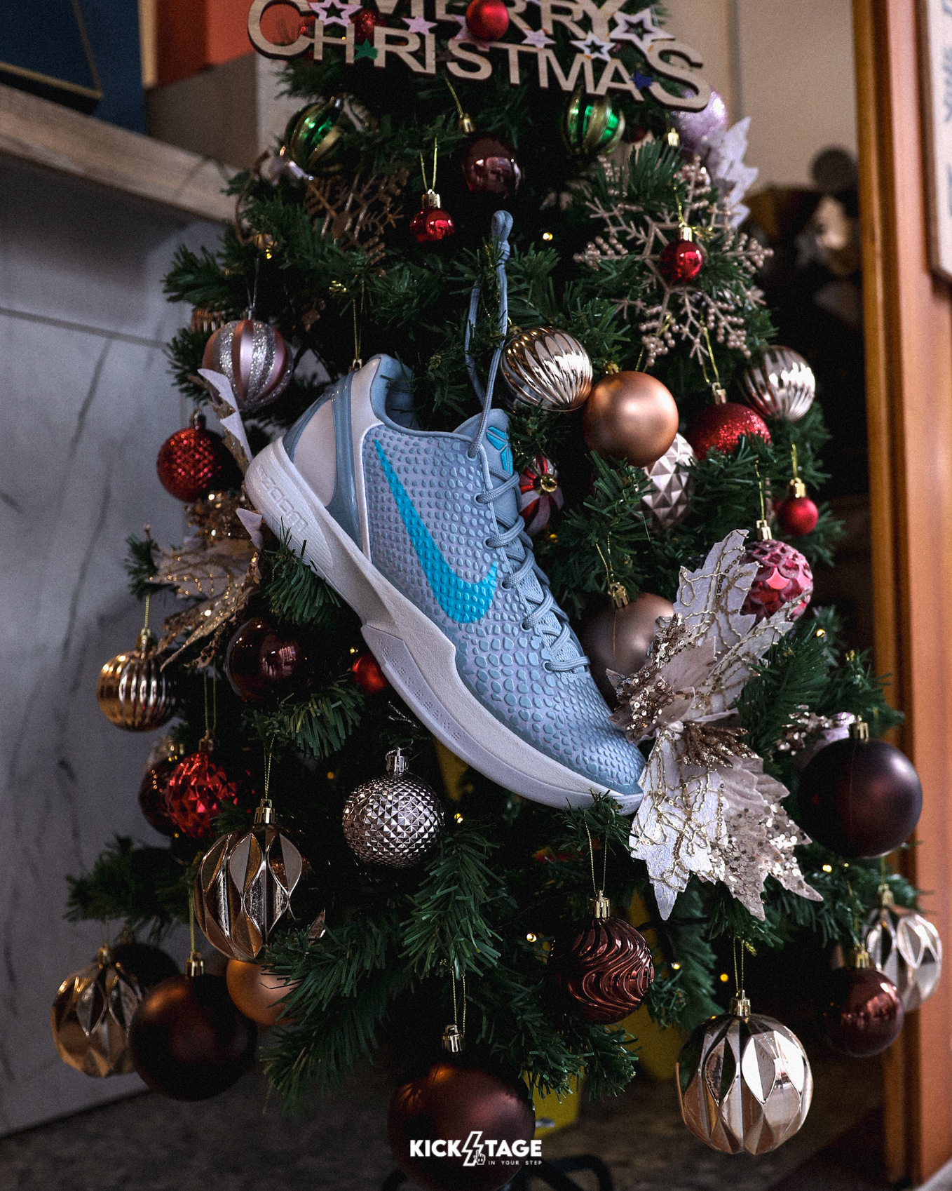 <連線代購商品> 男鞋 CAITLIN CLARK X NIKE KOBE 6 'Light Armory Blue' 灰藍色 實戰 籃球鞋【IO3672-400】KOBE6