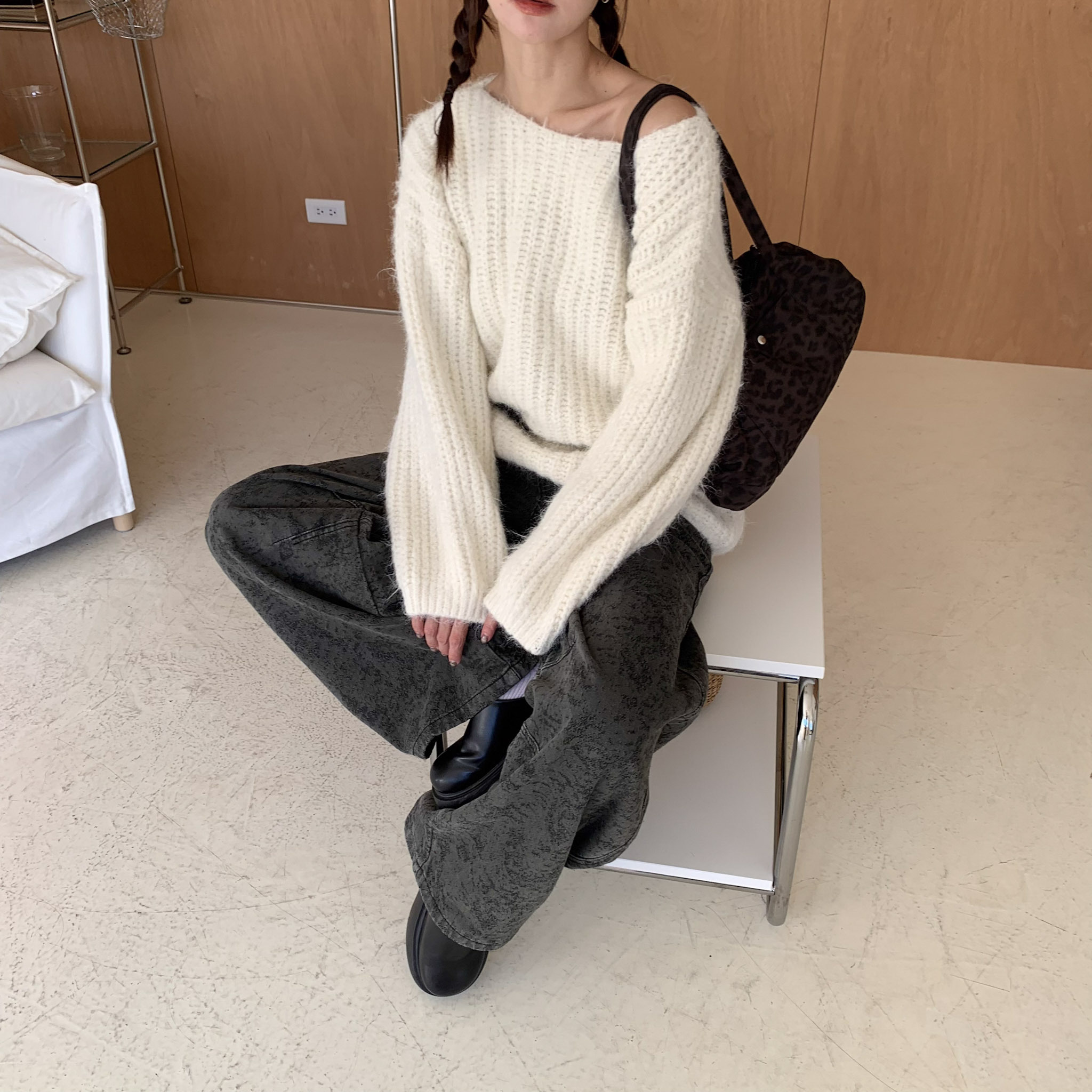 ISA_簡單也漂亮! 慵懶系(附皮帶)大寬領針織毛衣_51113